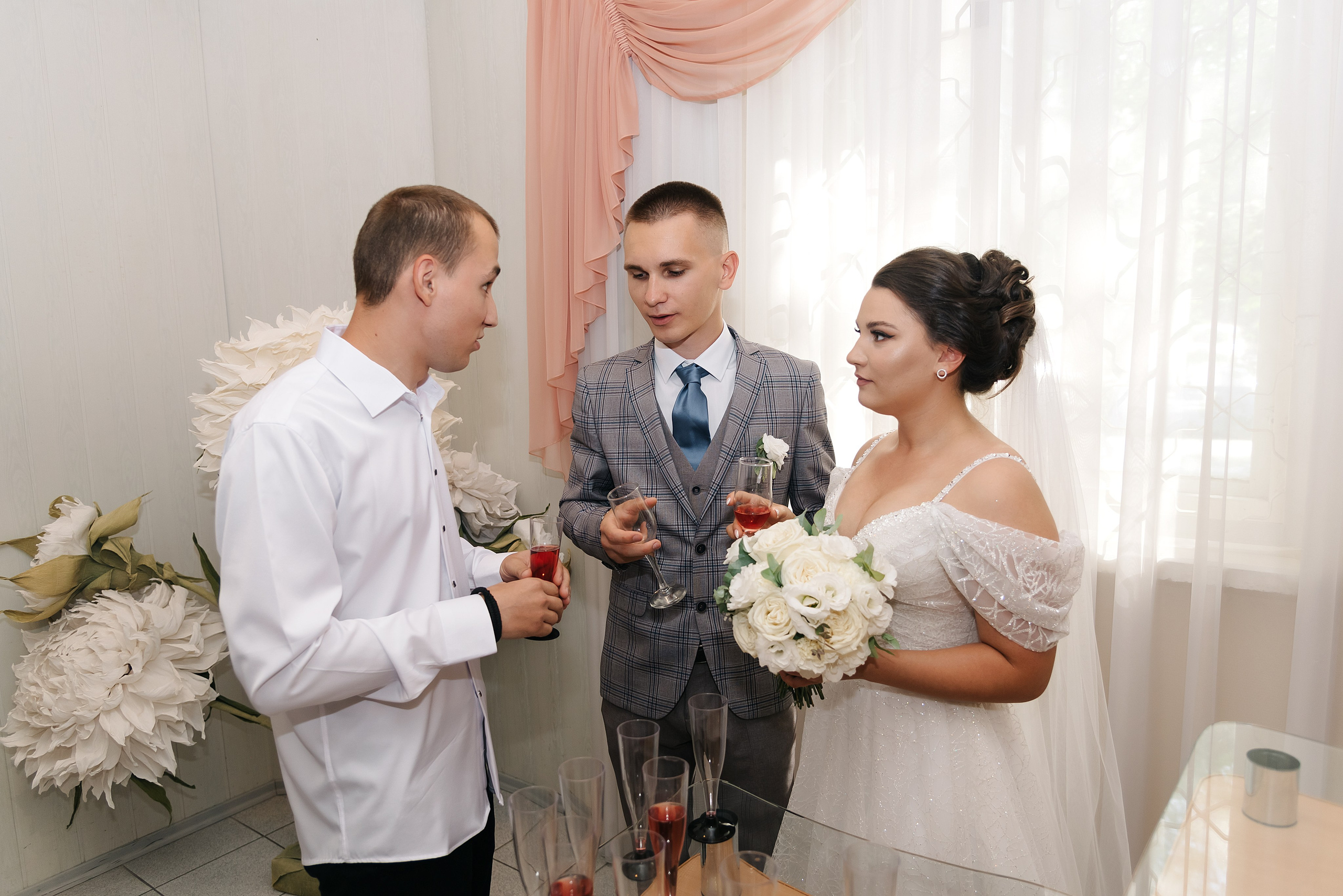 Роман и Карина. Фотограф Волжский Екатерина Егорова