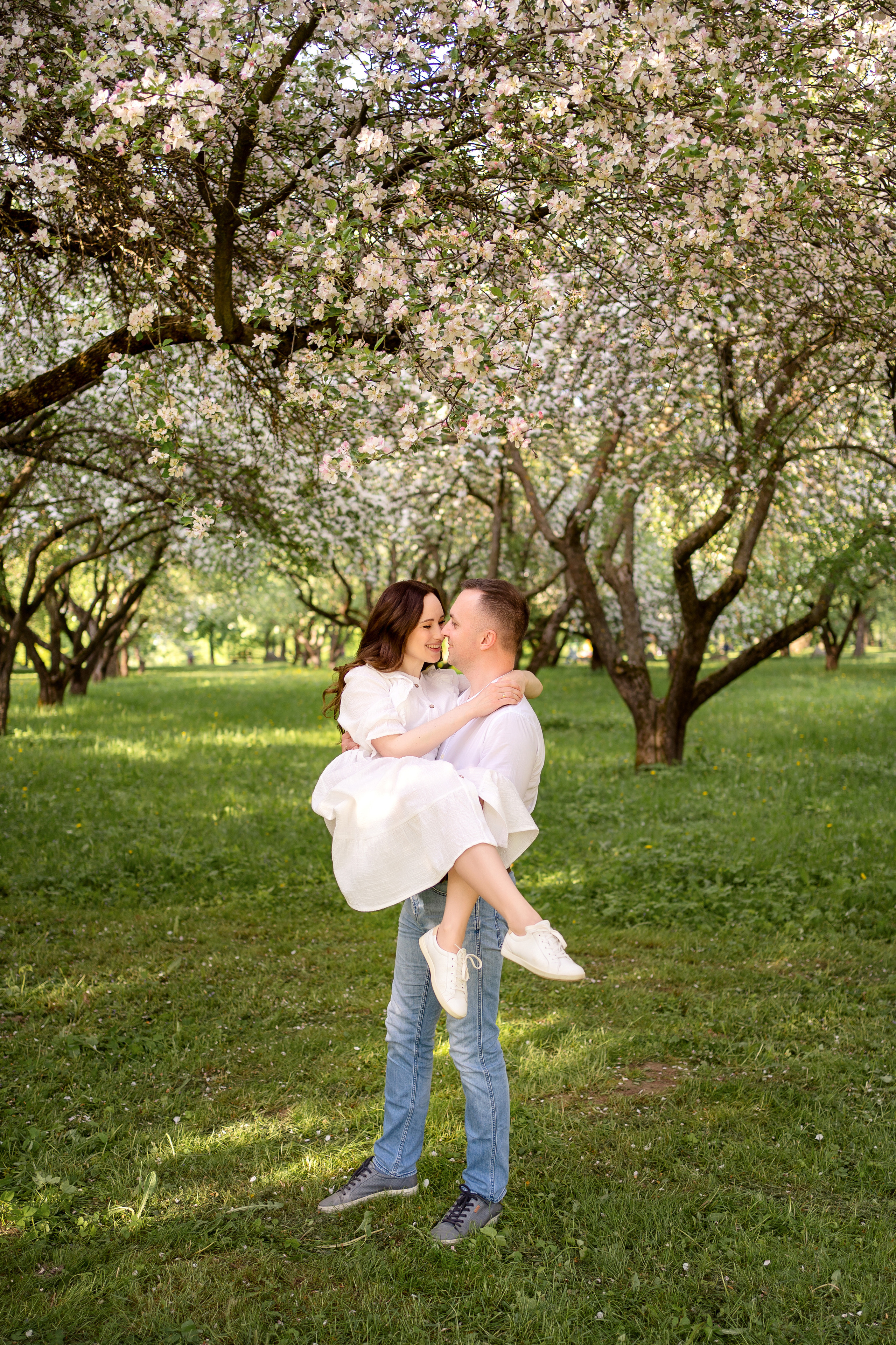 Цветение в Лошицком парке. Семейный и свадебный фотограф Минск, Беларусь Анна Орловская