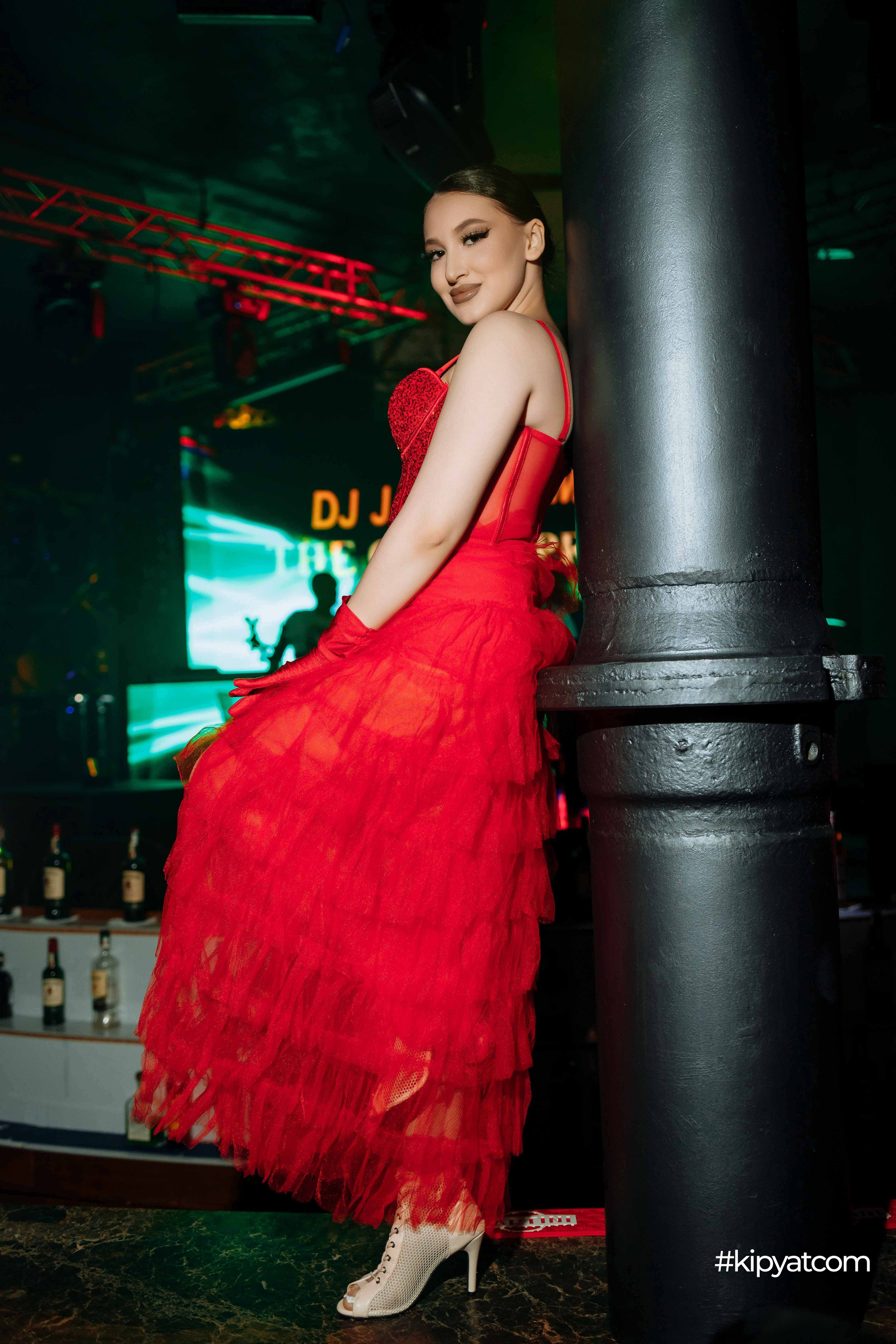 The Queen Prive. Кипятком Шымкент