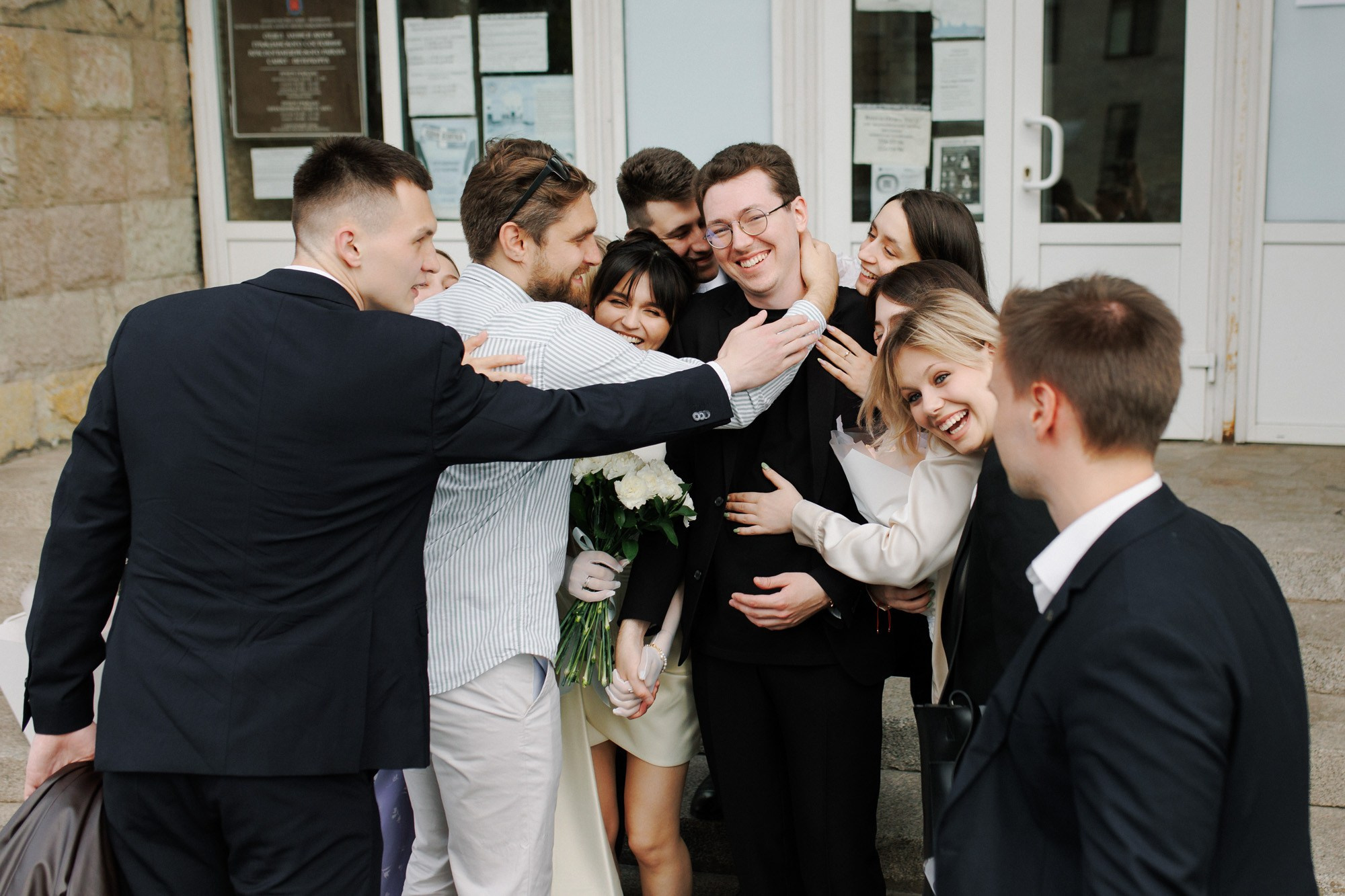 Свадебная фотосессия на Исаакиевской площади. Свадебный фотограф СПБ