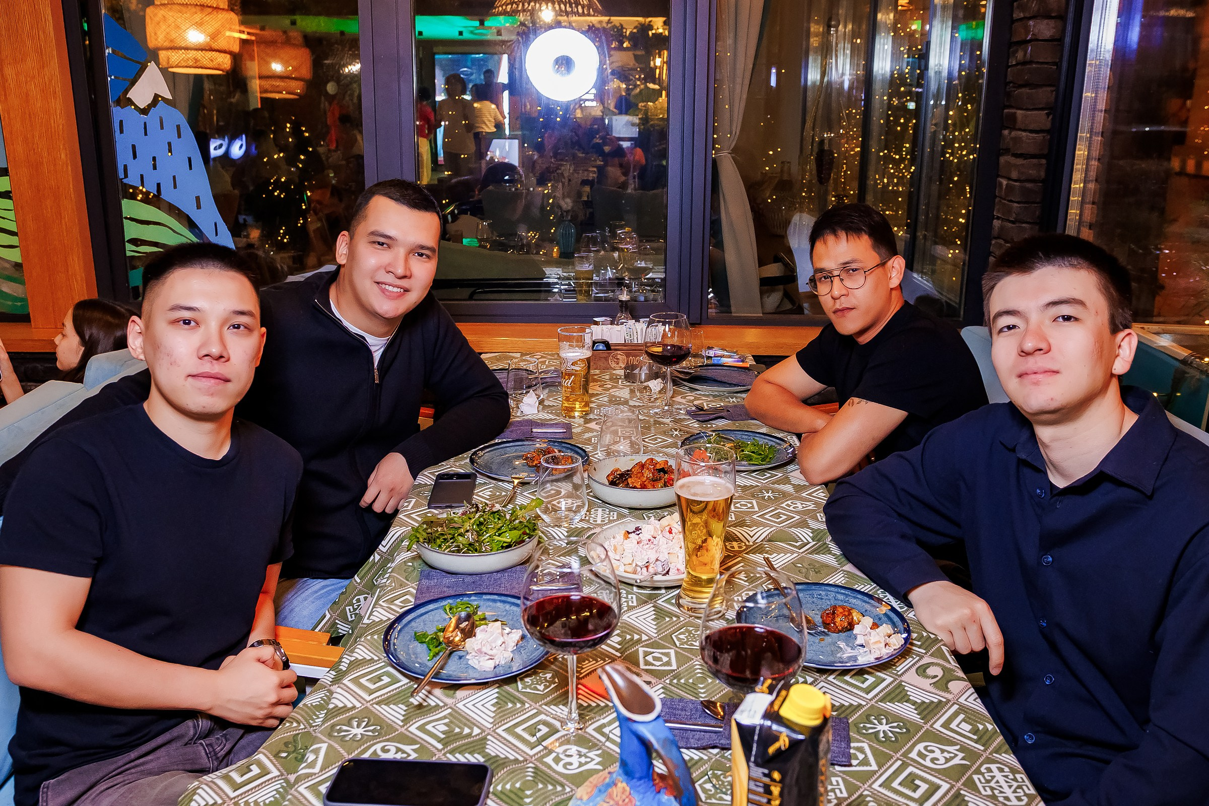 Modi Restoranchik. Репортажный фотограф в Алматы Каюпов Сержан