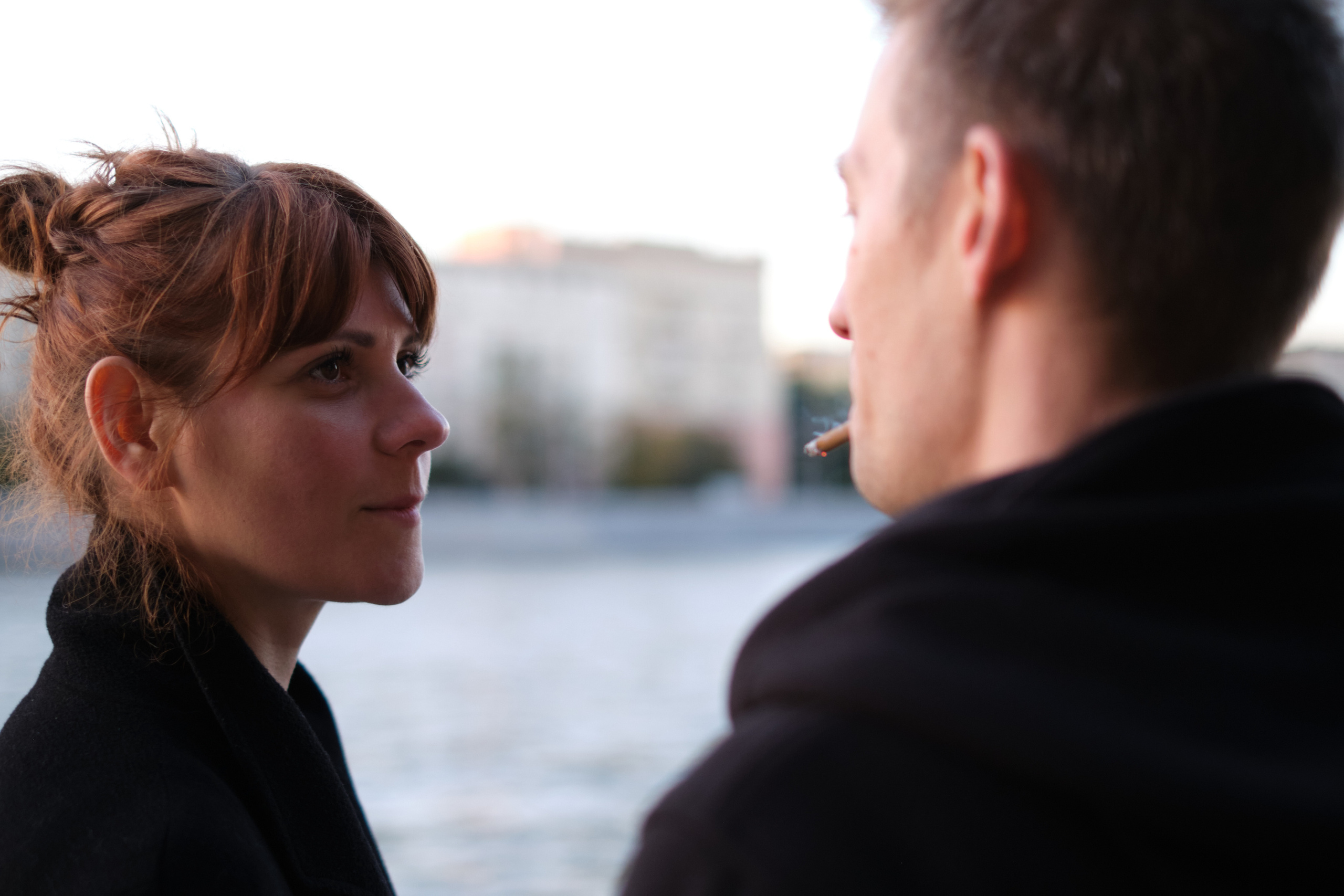 Фотосессия влюбленной пары на закате на набережной Нескучного сада. Елена Павленко. Фотограф. Москва