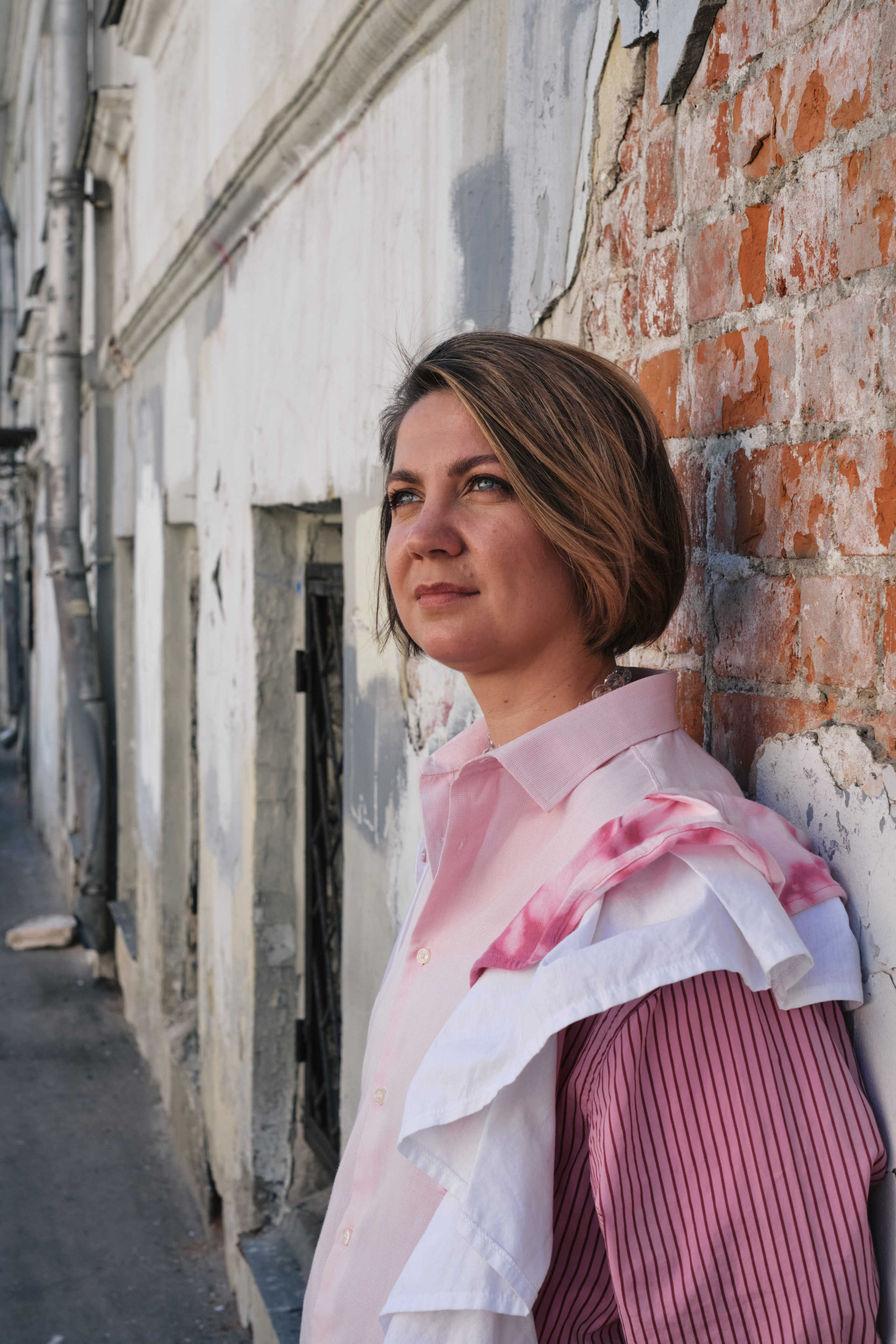 Съемка стилиста на улицах Москвы, яркие образы. Елена Павленко. Фотограф. Москва