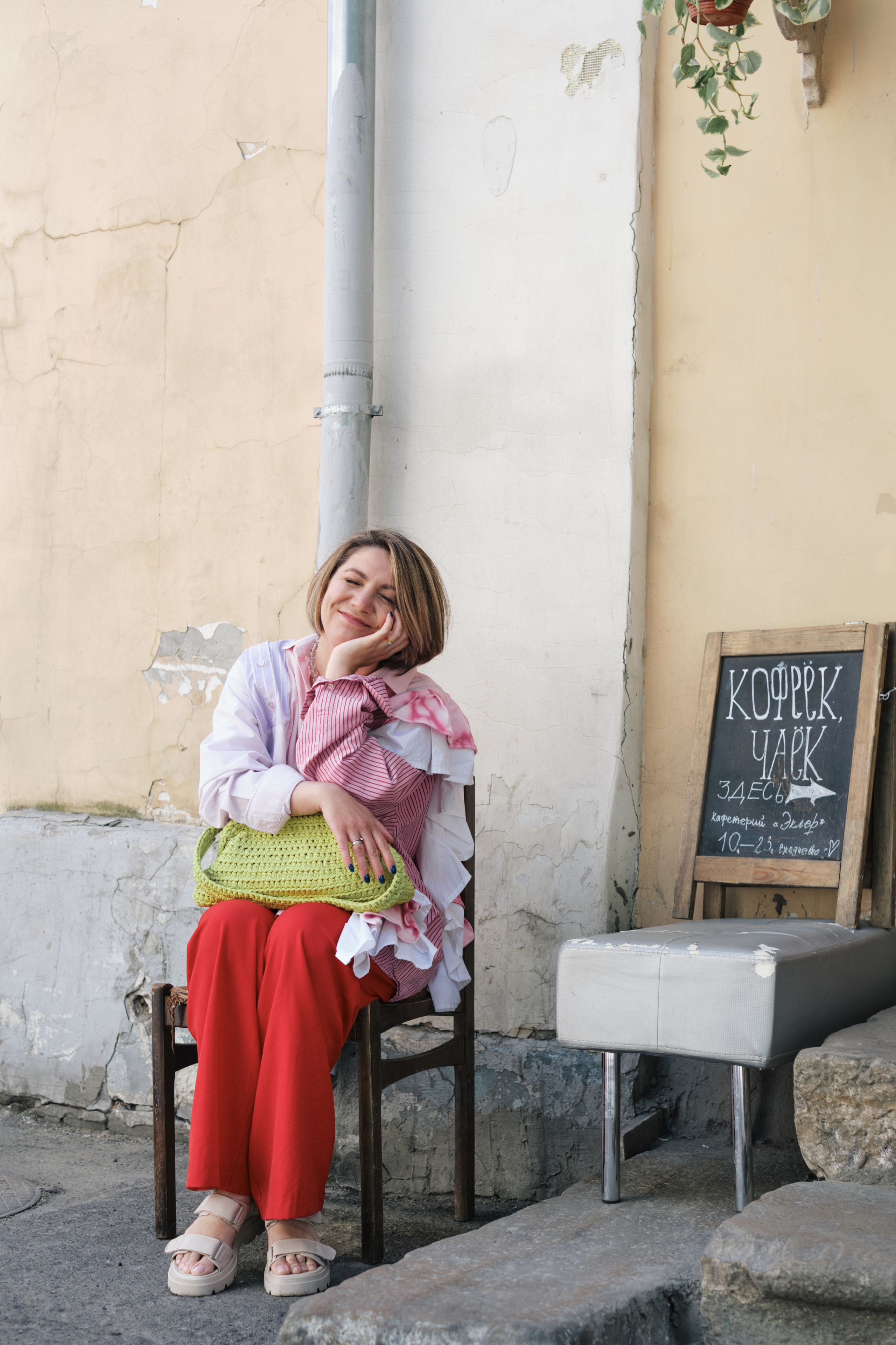 Съемка стилиста на улицах Москвы, яркие образы. Елена Павленко. Фотограф. Москва