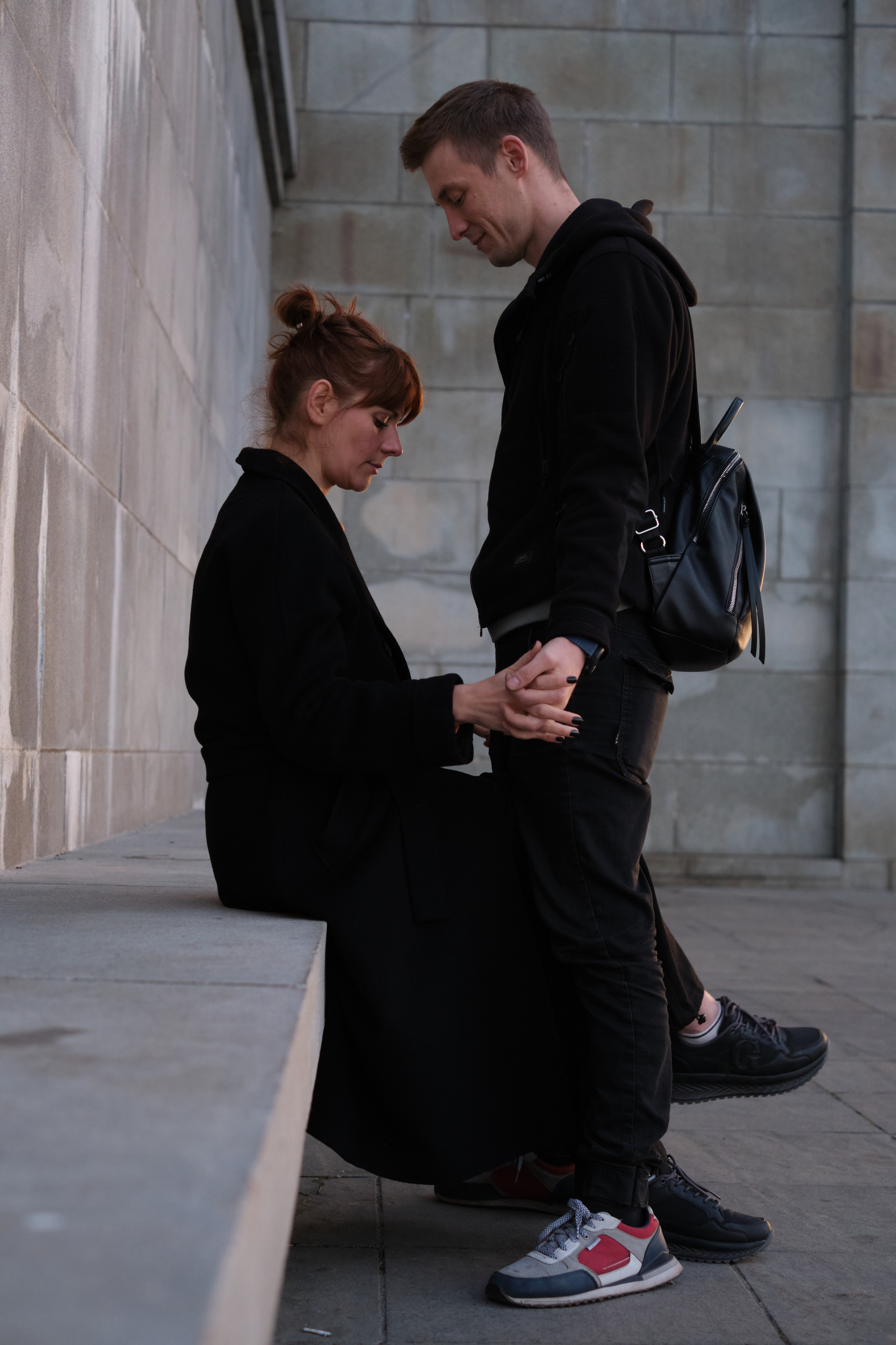 Фотосессия влюбленной пары на закате на набережной Нескучного сада. Елена Павленко. Фотограф. Москва