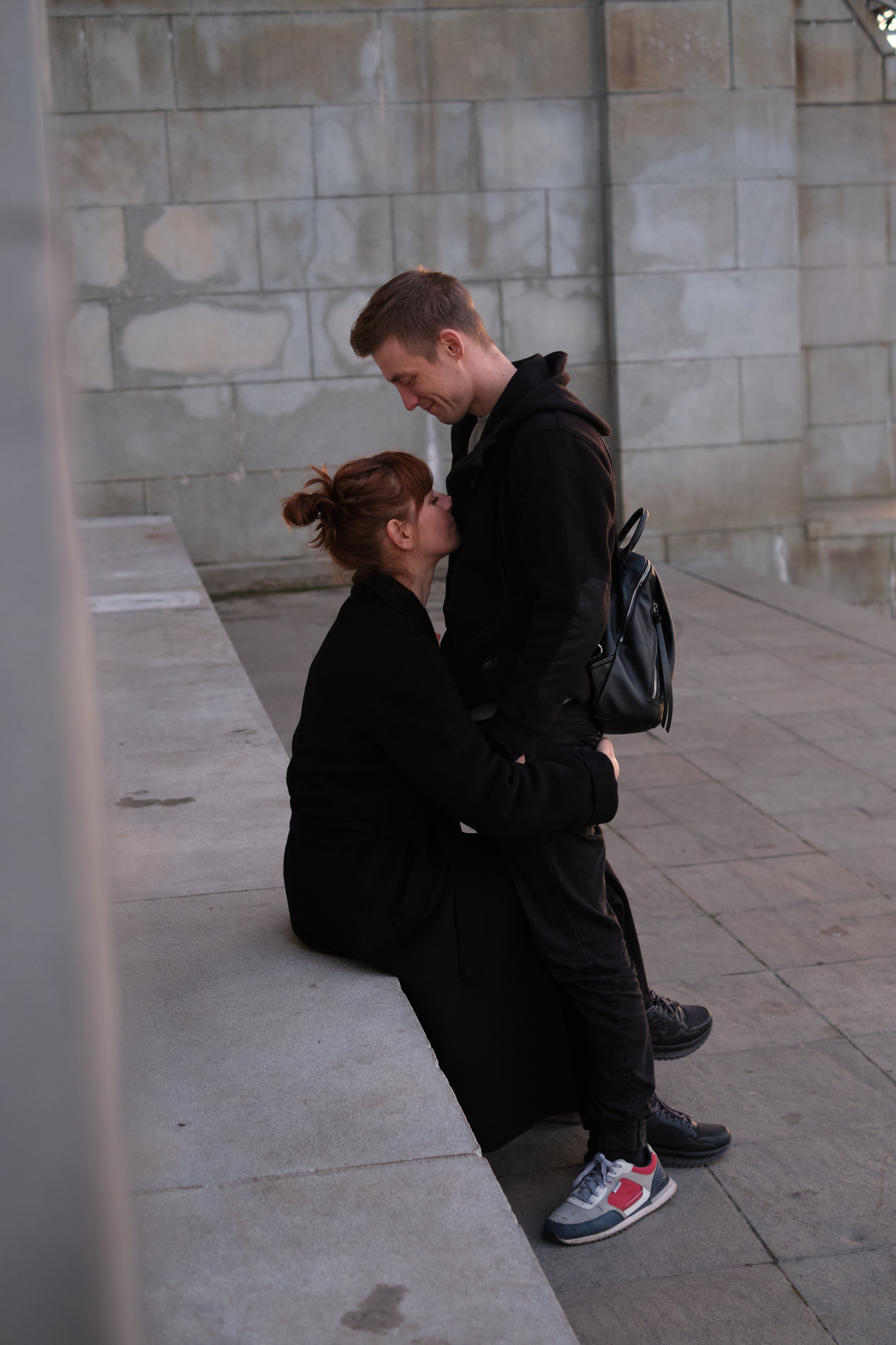 Фотосессия влюбленной пары на закате на набережной Нескучного сада. Елена Павленко. Фотограф. Москва