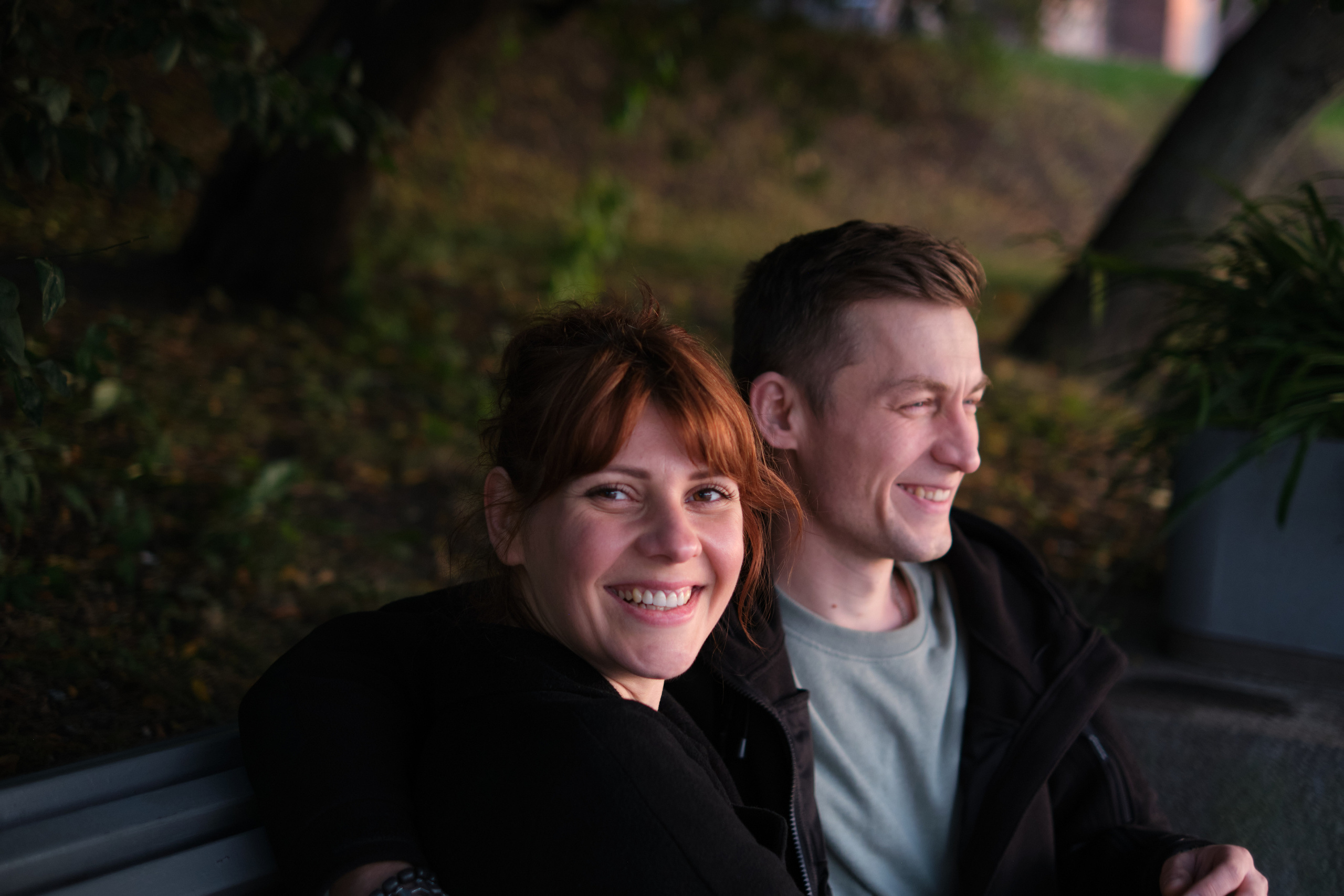 Фотосессия влюбленной пары на закате на набережной Нескучного сада. Елена Павленко. Фотограф. Москва