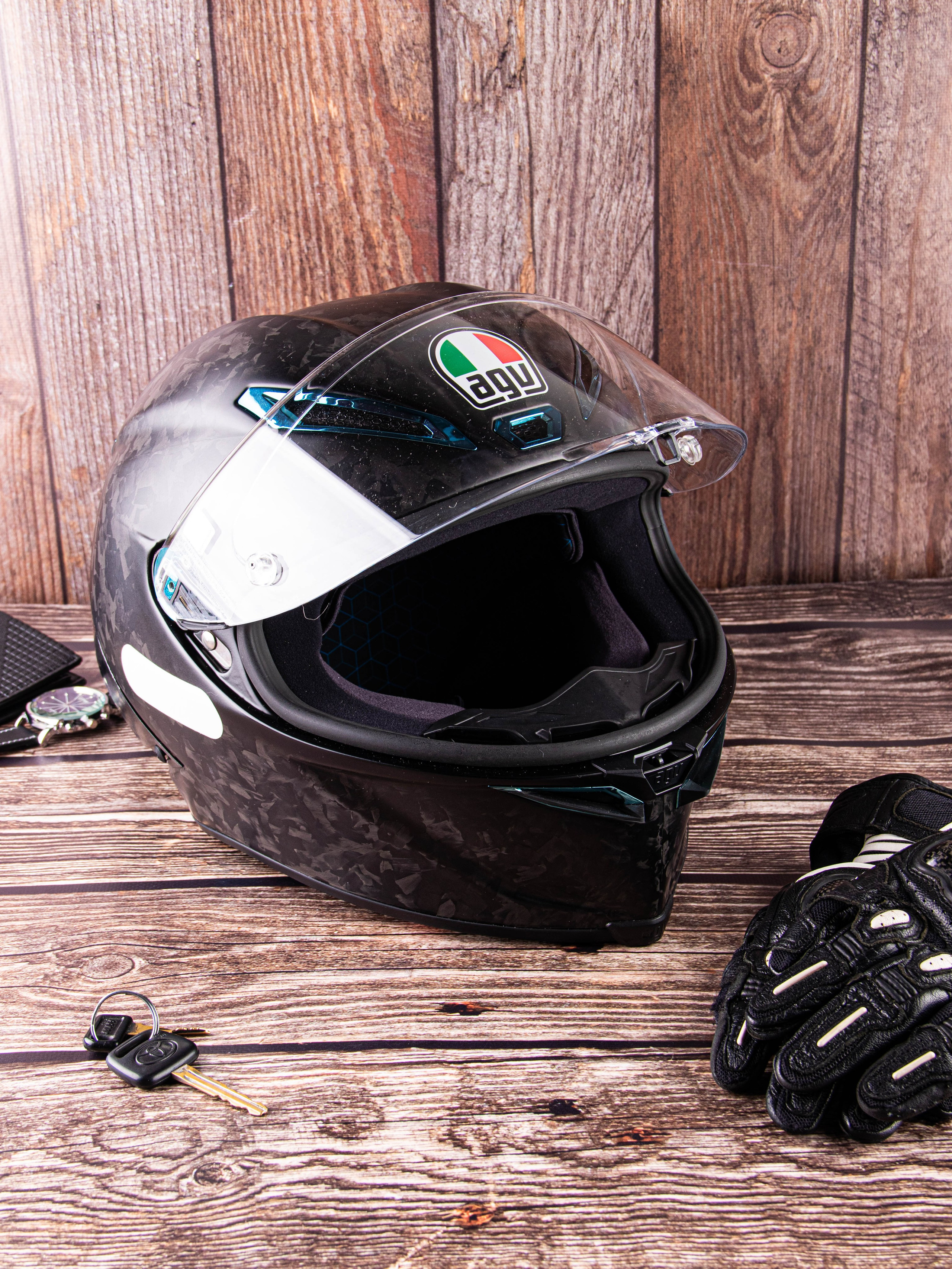 Мотоциклетный шлем. «Матрица»