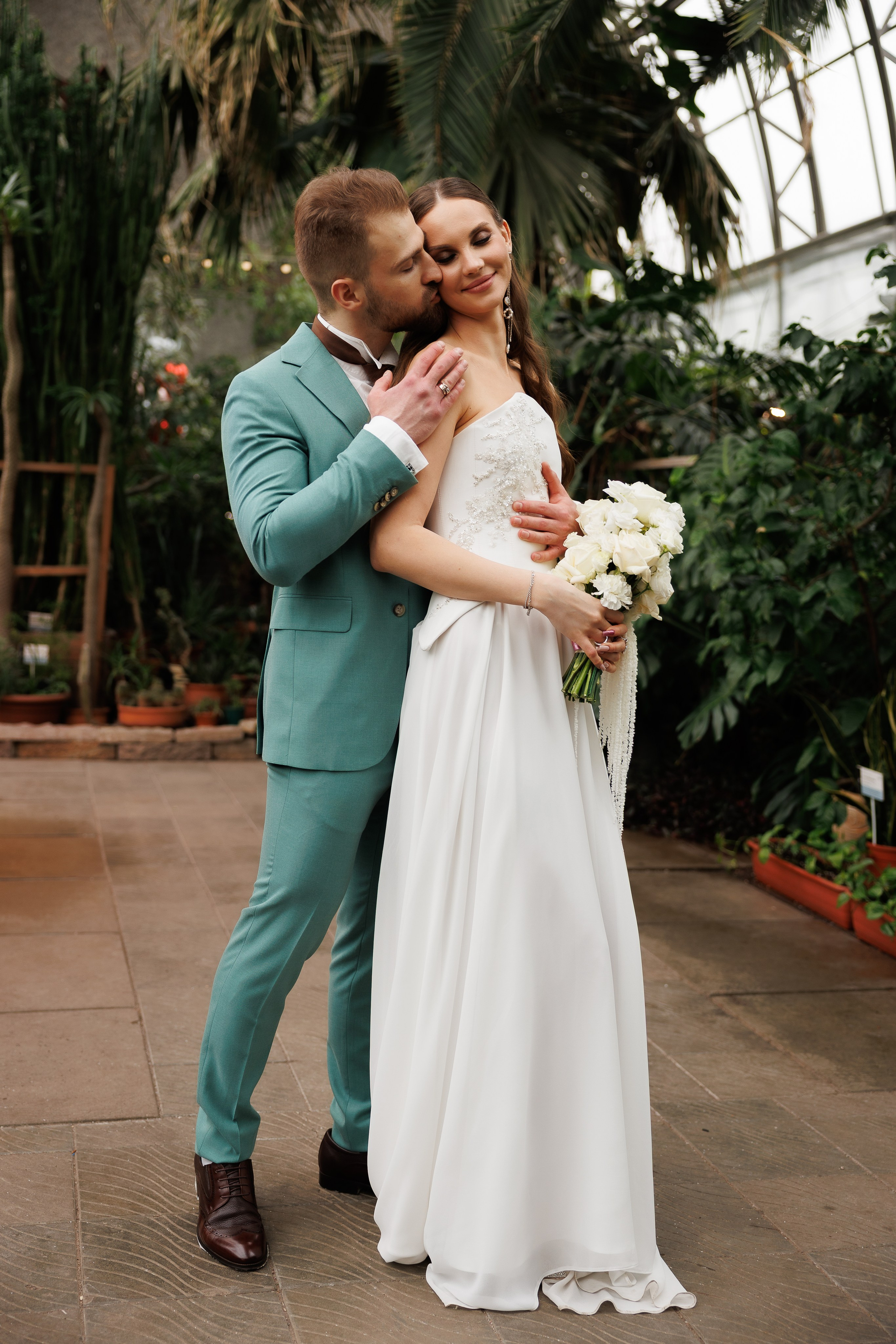 Свадебная прогулка в оранжерее. Питер. Свадебный и семейный фотограф в Москве Красинская Мария