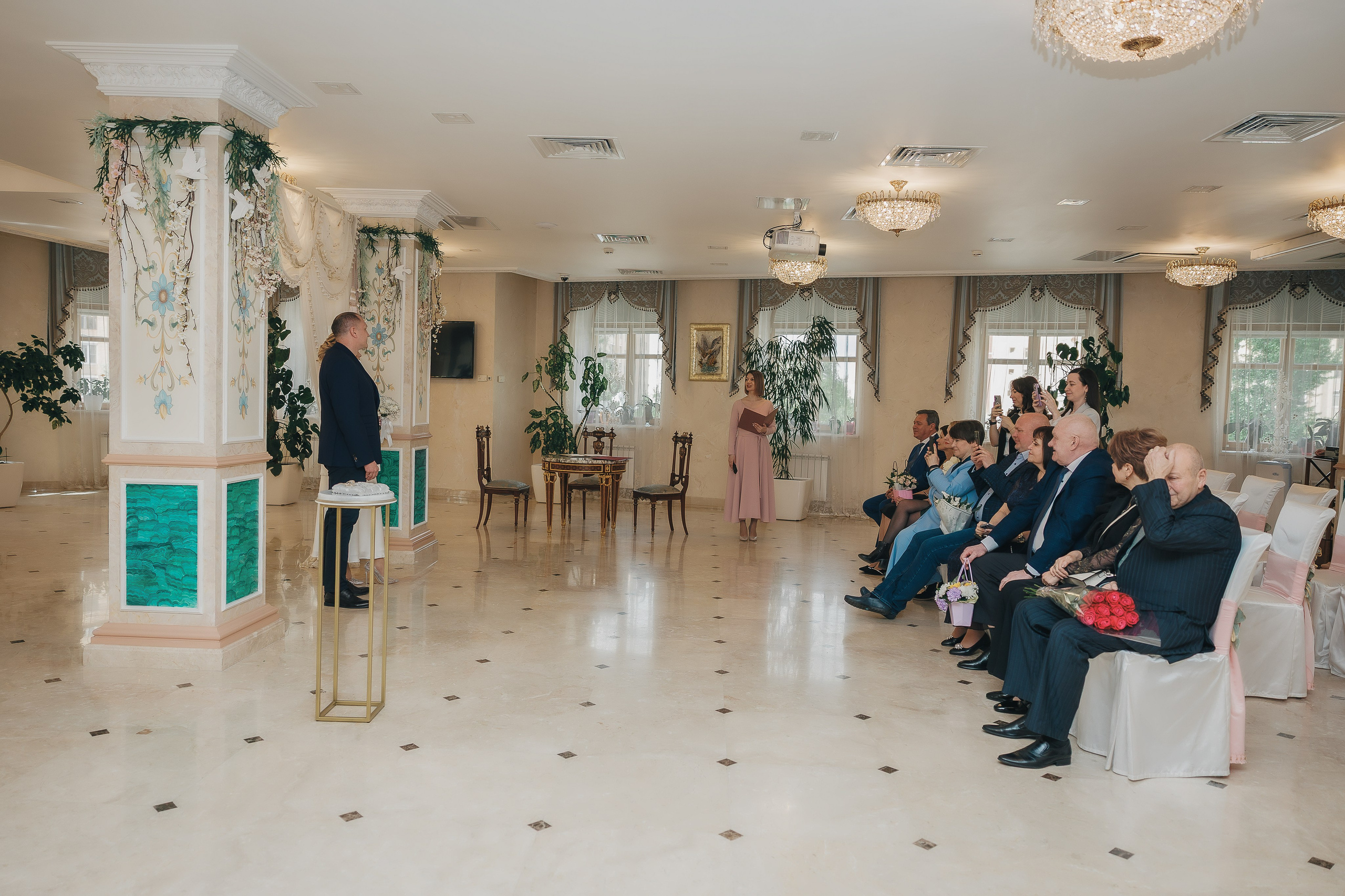 Свадебная фотосессия в гостинице "Покровская"