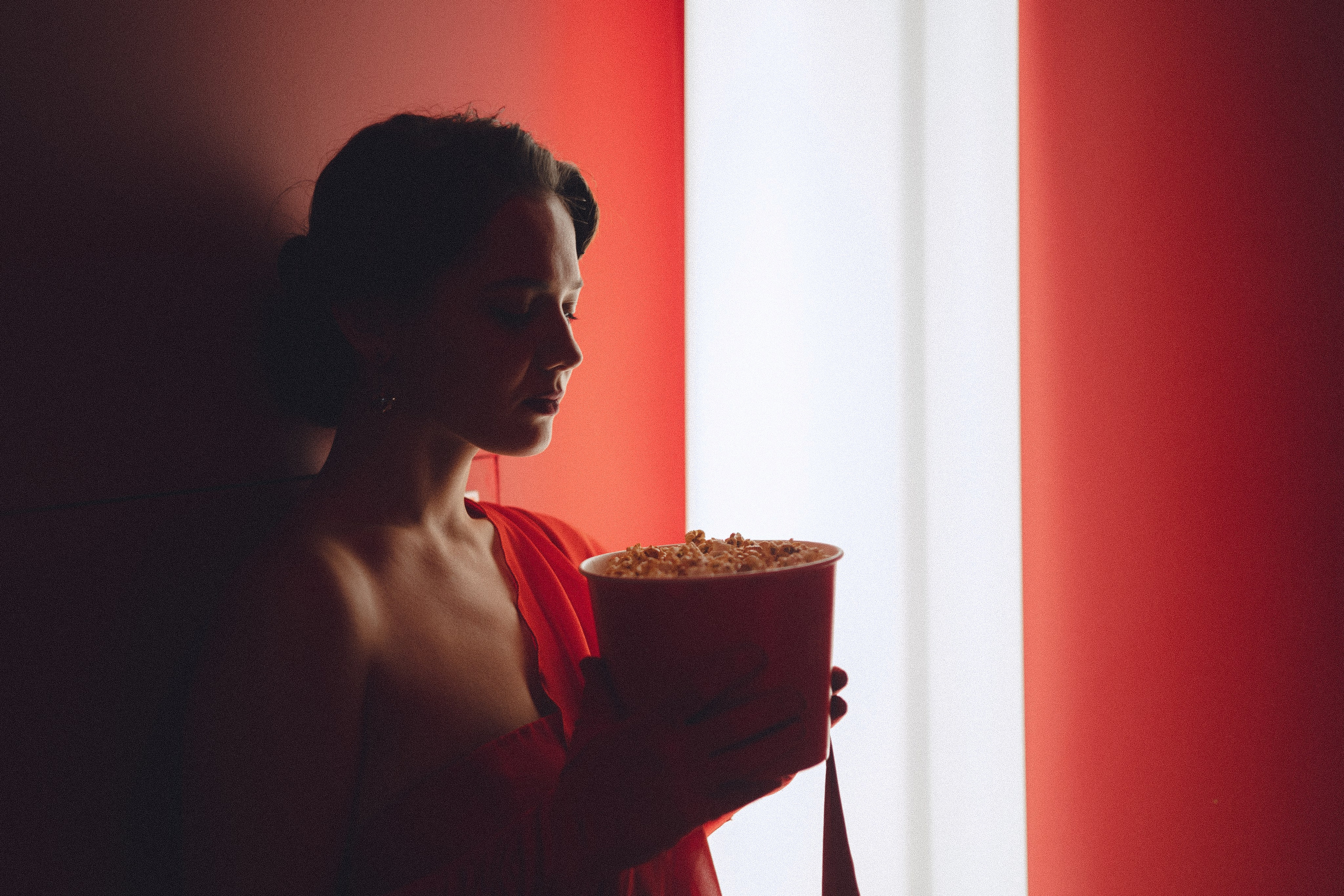 Стильная фотосессия для девушки в Санкт-Петербурге. Фотограф в Санкт-Петербурге Осокина Елизавета