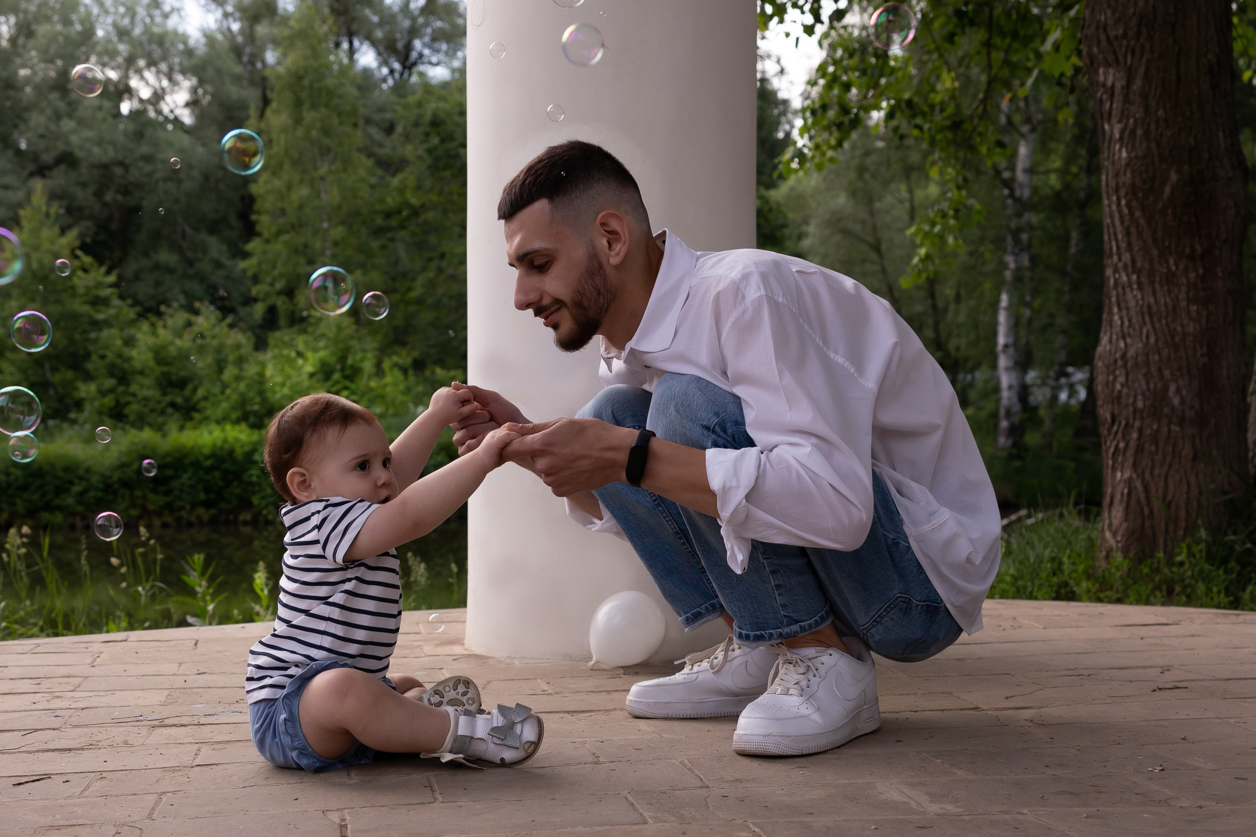 Прогулка в парке. Сказочный фотограф для Вас и Вашей семьи