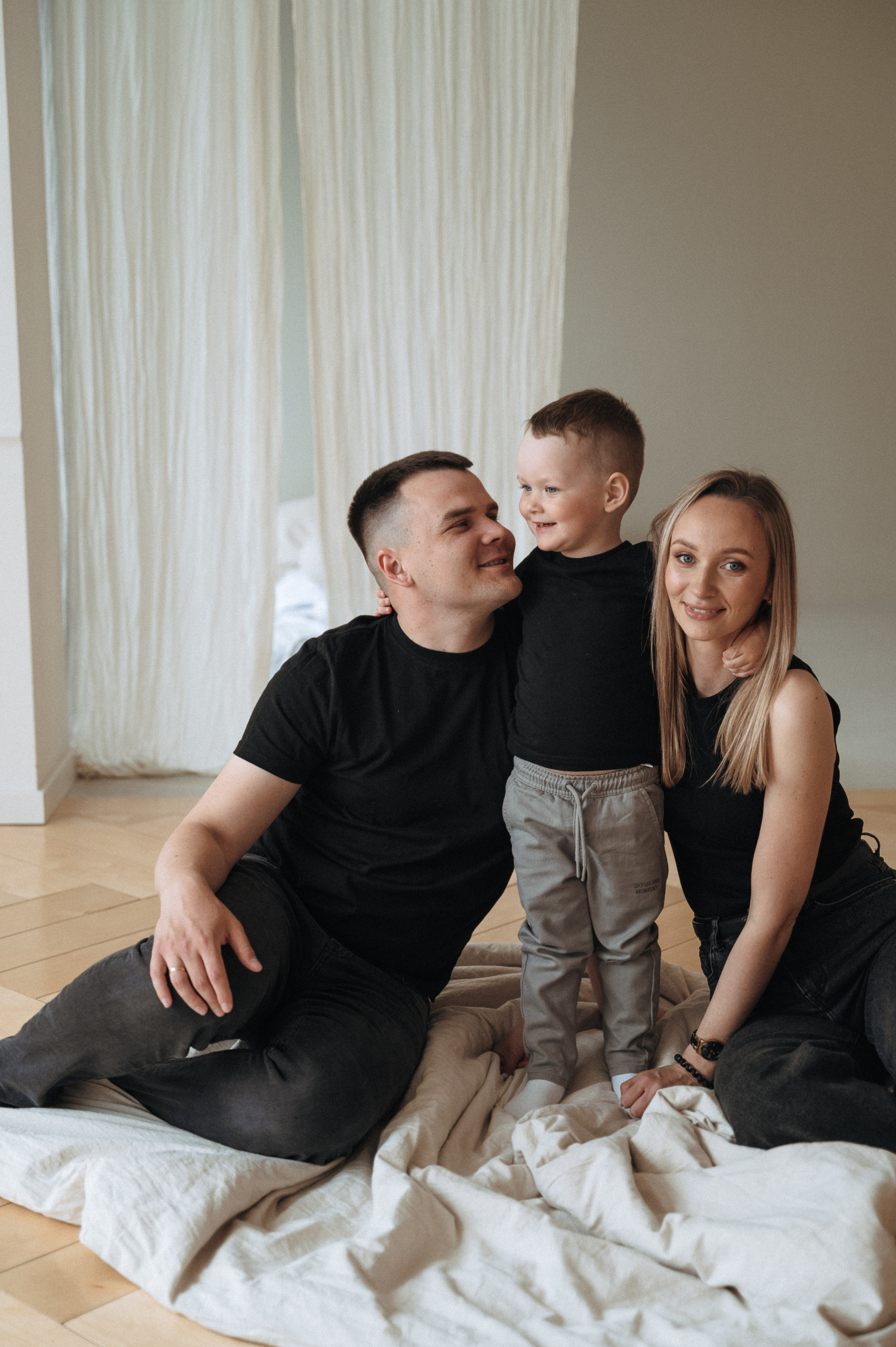 Семейная фотосессия с сыном Екатеринбург. Портретный и семейный фотограф в Екатеринбурге Мария Чахеева