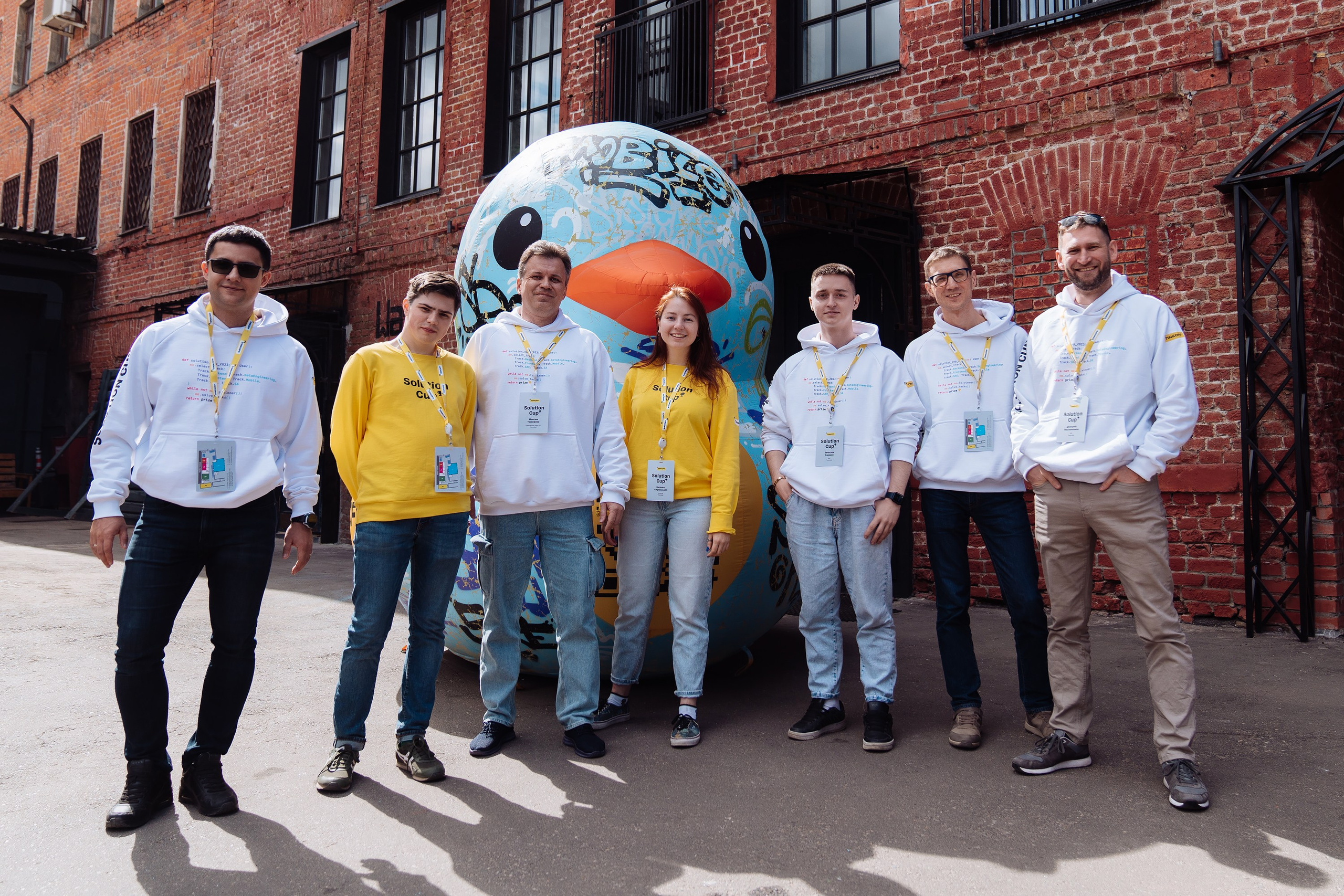 Tinkoff Solution Club. Рекламный фотограф Москва — рекламная и бренд-съёмка | Polyakov