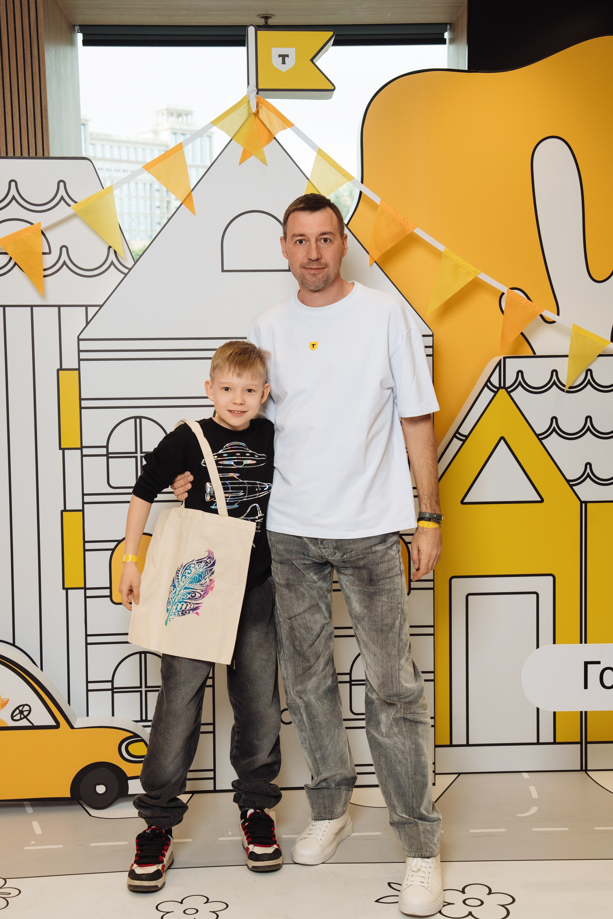Kids Day 2026. Рекламный фотограф Москва — рекламная и бренд-съёмка | Polyakov