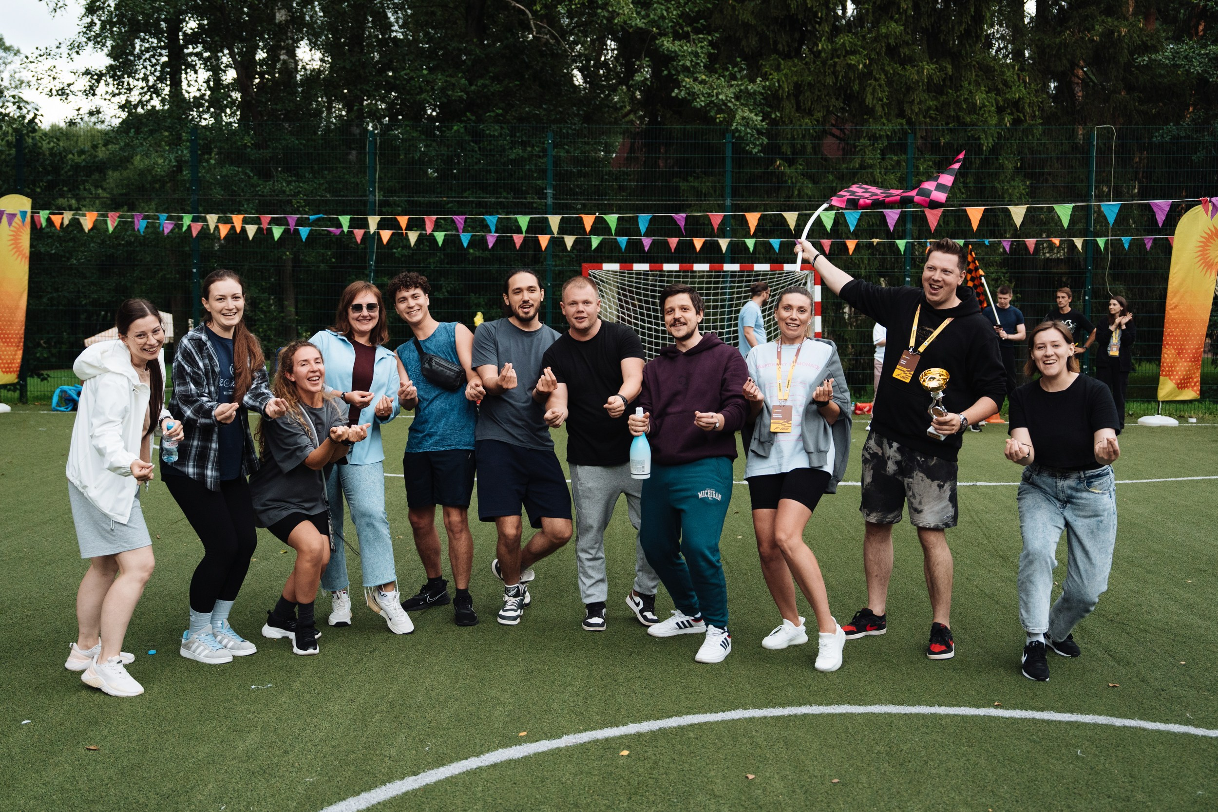 Summer corporate. Рекламный фотограф Москва — рекламная и бренд-съёмка | Polyakov