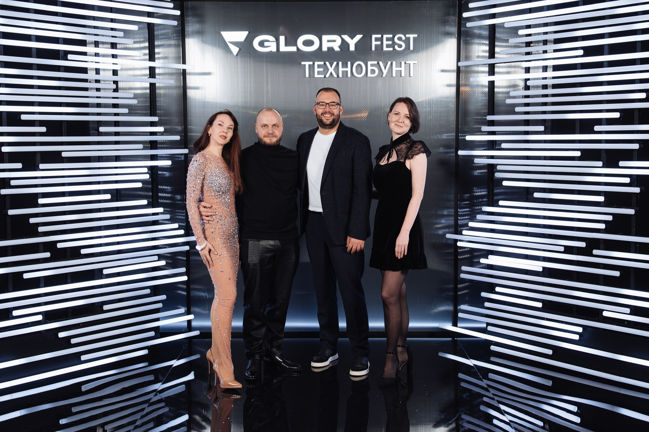 Glory 2025. Рекламный фотограф Москва — рекламная и бренд-съёмка | Polyakov
