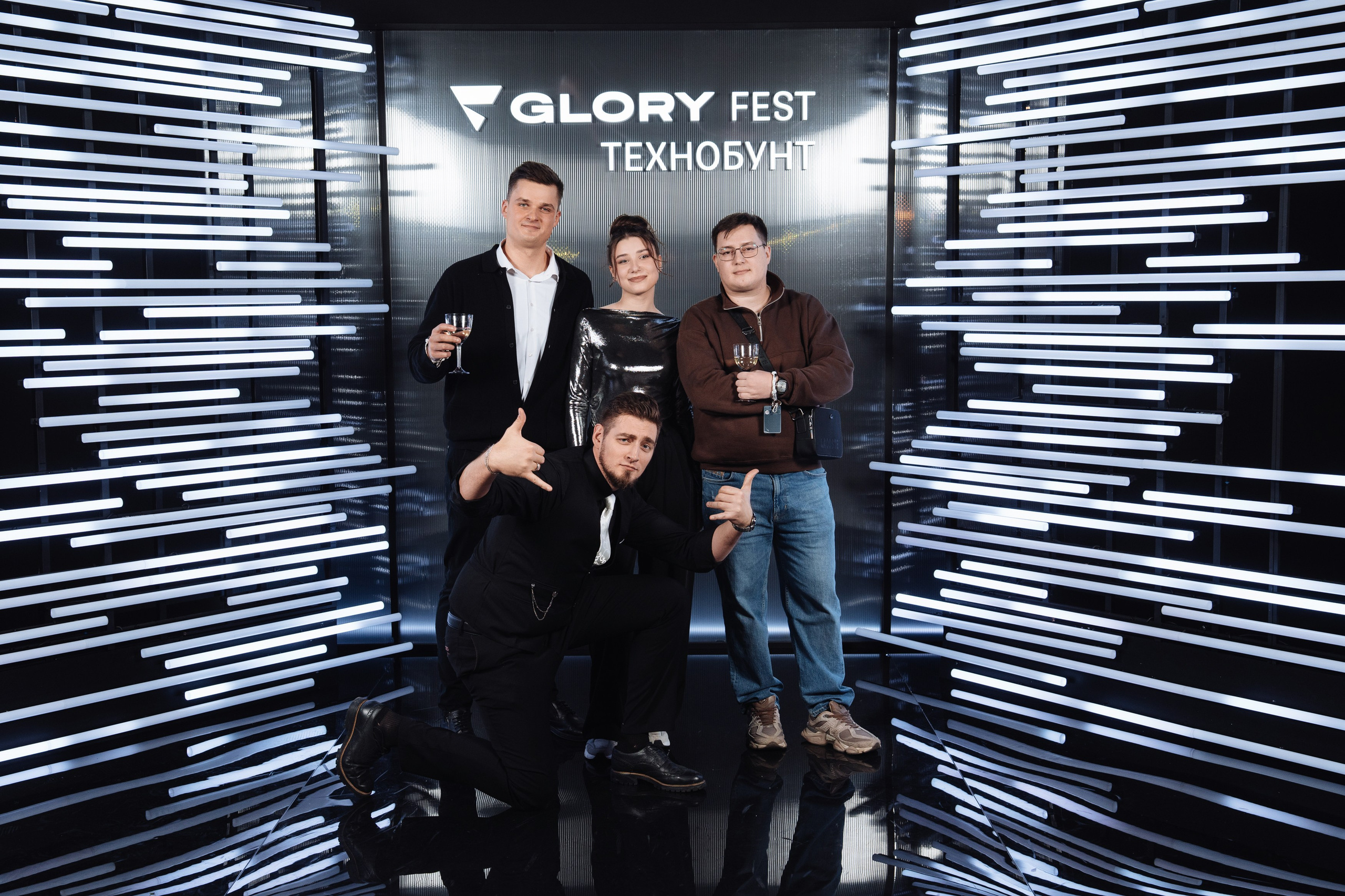Glory 2025. Рекламный фотограф Москва — рекламная и бренд-съёмка | Polyakov