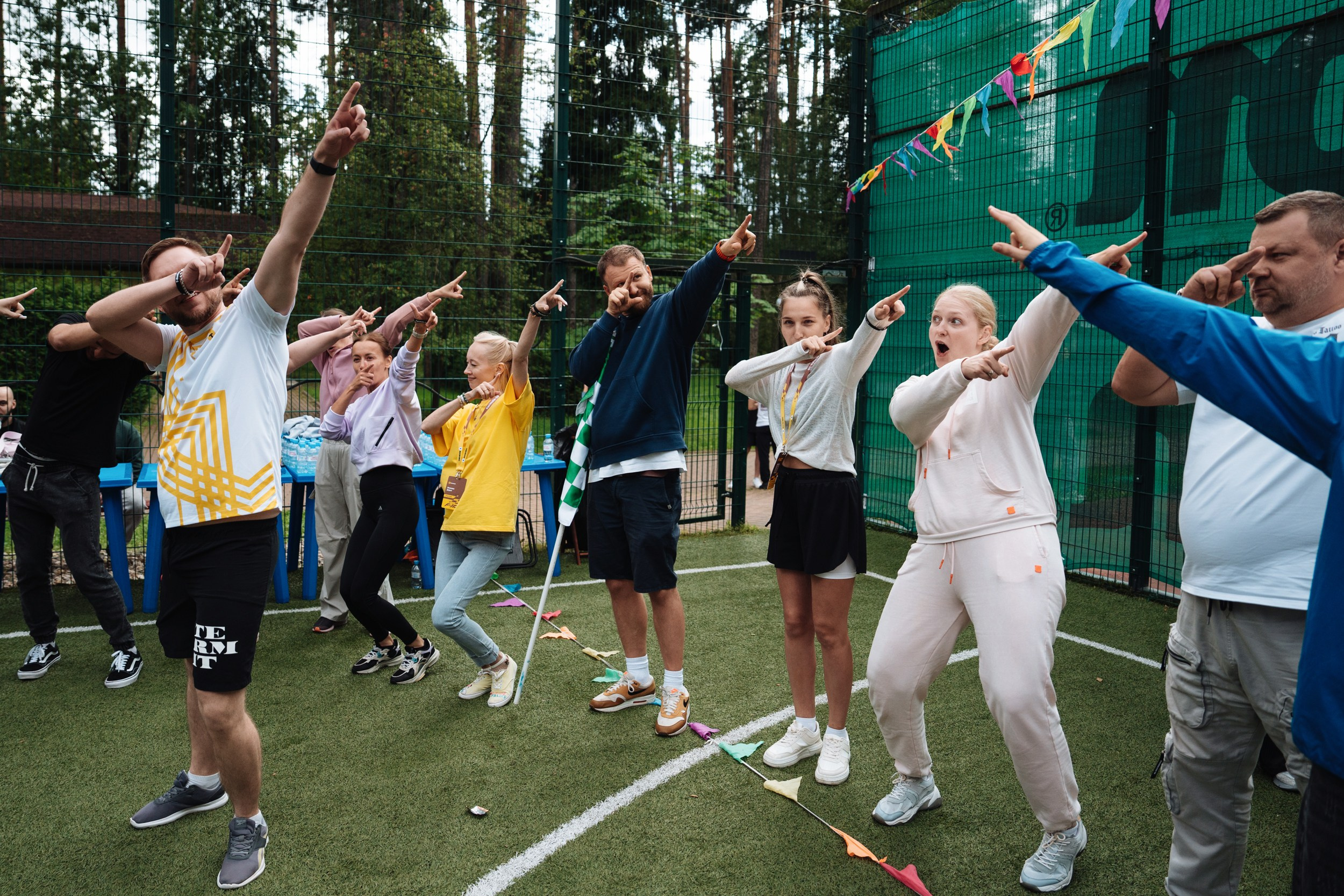 Summer corporate. Рекламный фотограф Москва — рекламная и бренд-съёмка | Polyakov