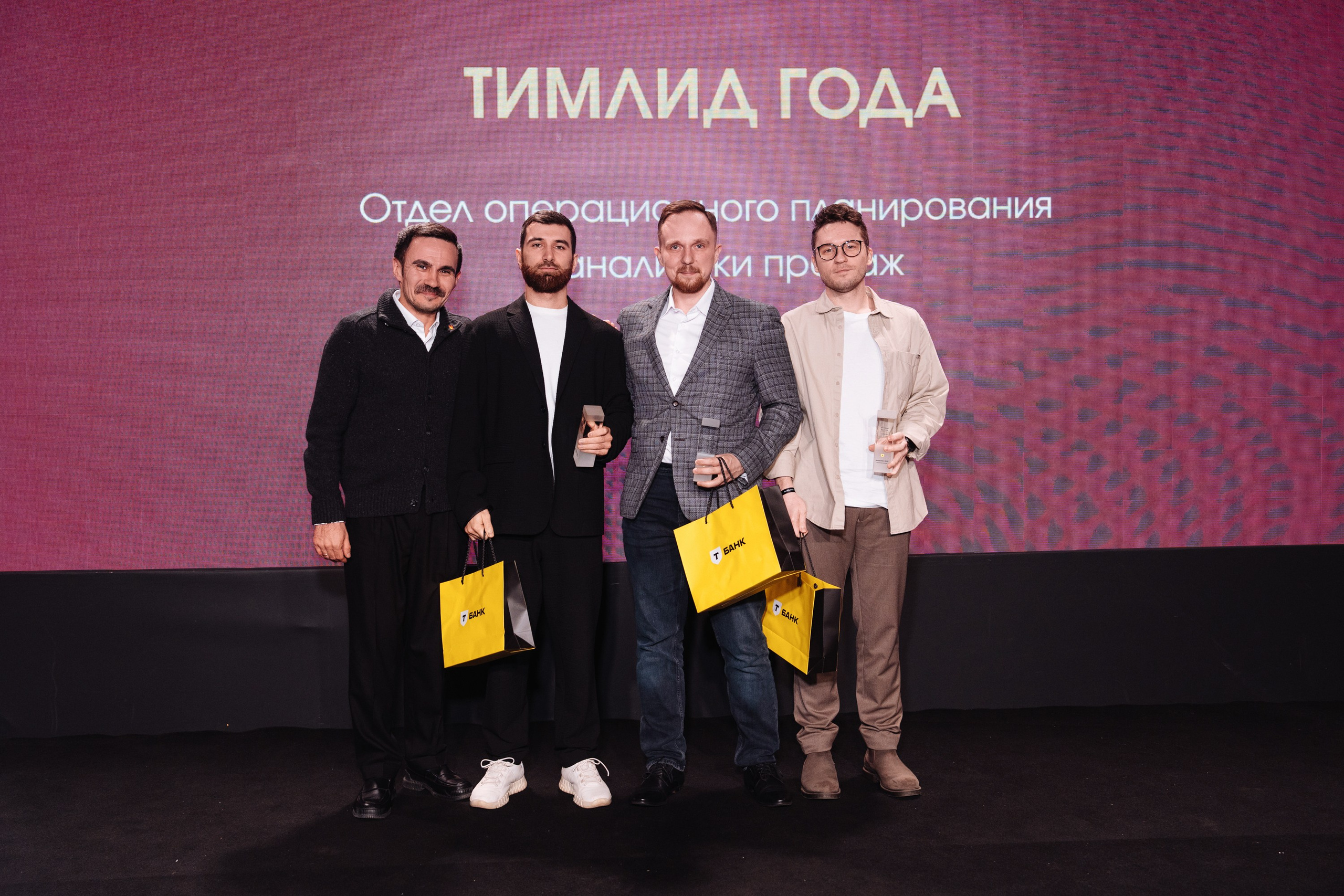 Best Seller. Рекламный фотограф Москва — рекламная и бренд-съёмка | Polyakov