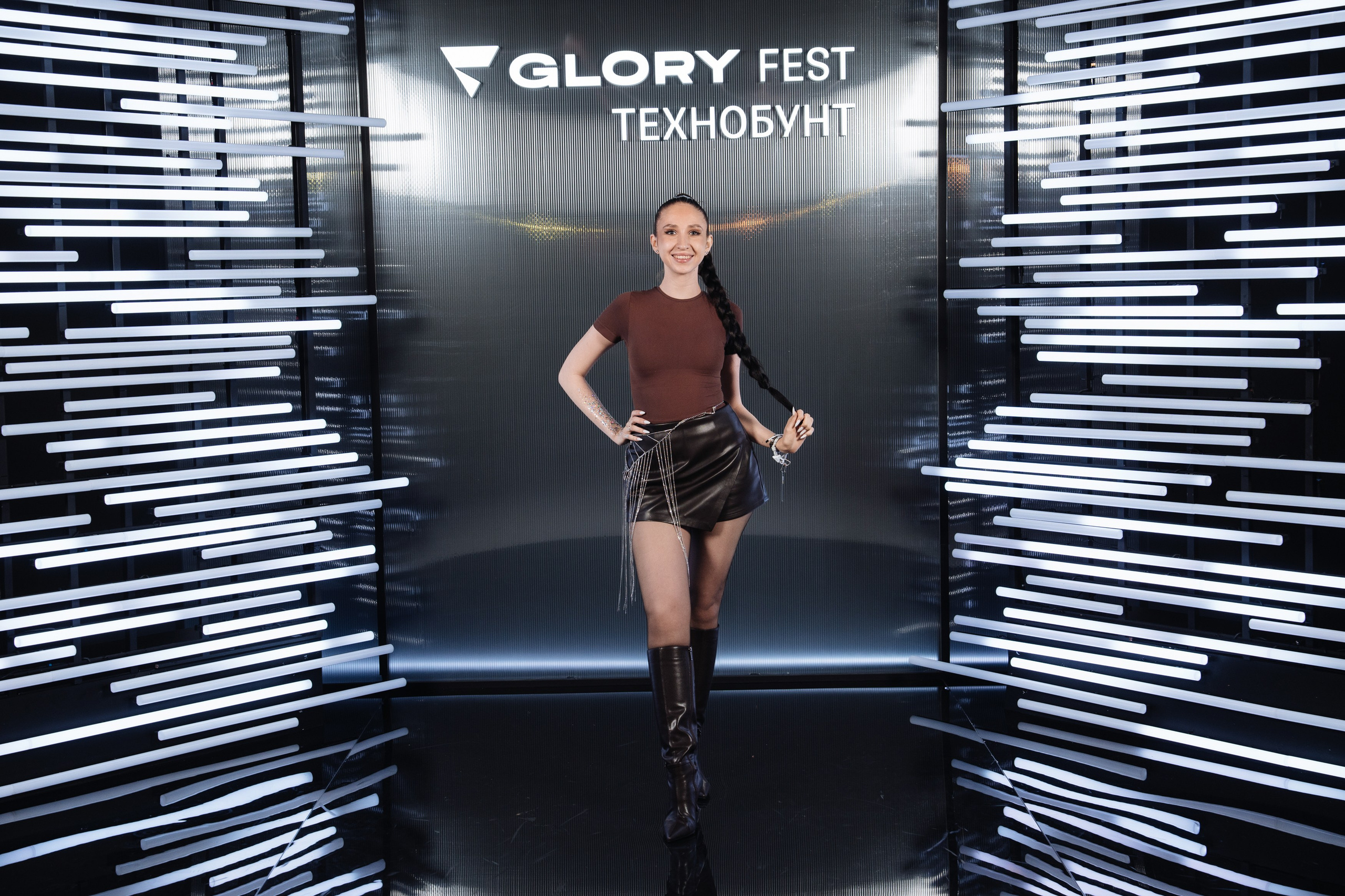 Glory 2025. Рекламный фотограф Москва — рекламная и бренд-съёмка | Polyakov