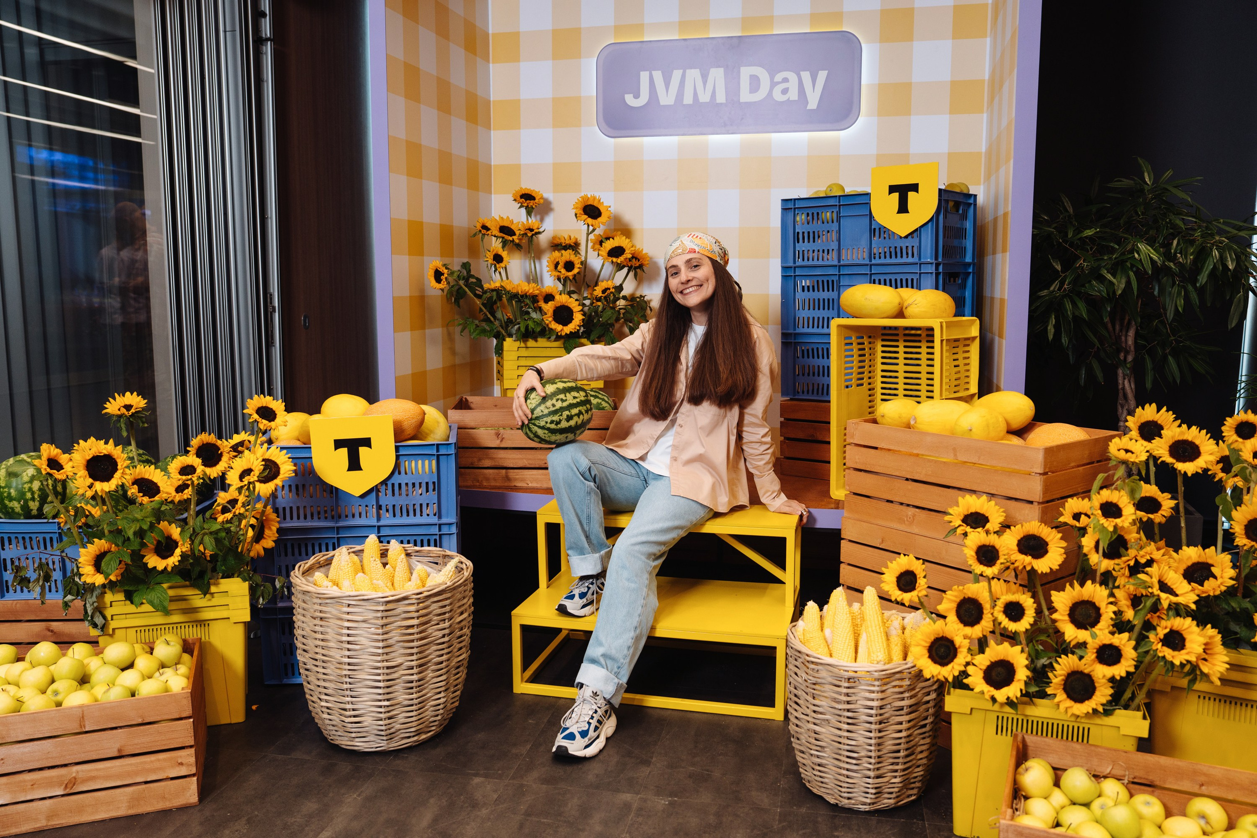 JVM Day 2025. Рекламный фотограф Москва — рекламная и бренд-съёмка | Polyakov