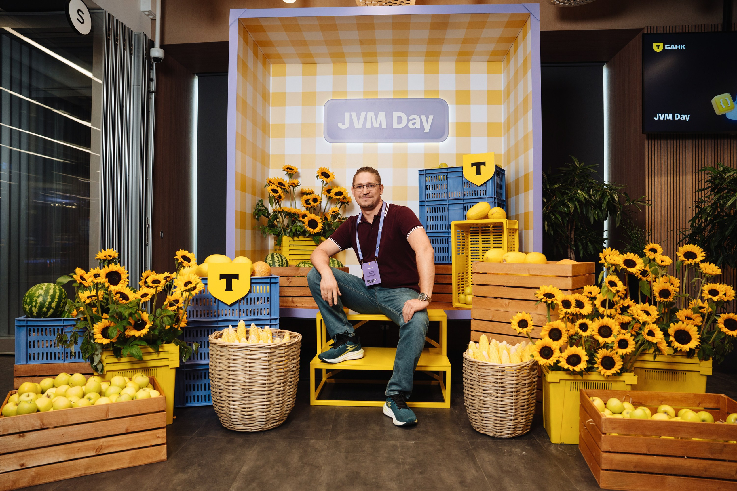 JVM Day 2025. Рекламный фотограф Москва — рекламная и бренд-съёмка | Polyakov