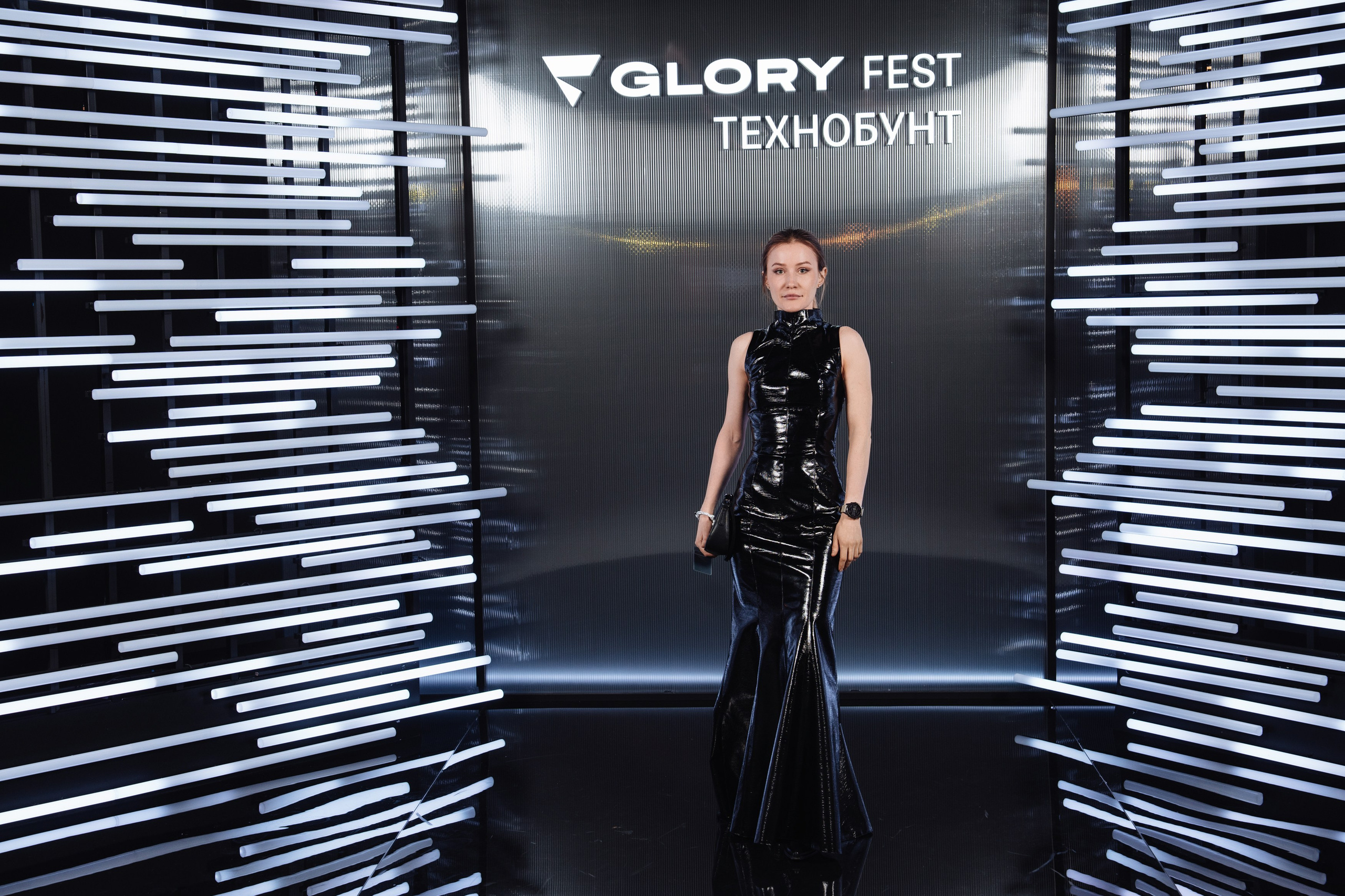 Glory 2025. Рекламный фотограф Москва — рекламная и бренд-съёмка | Polyakov