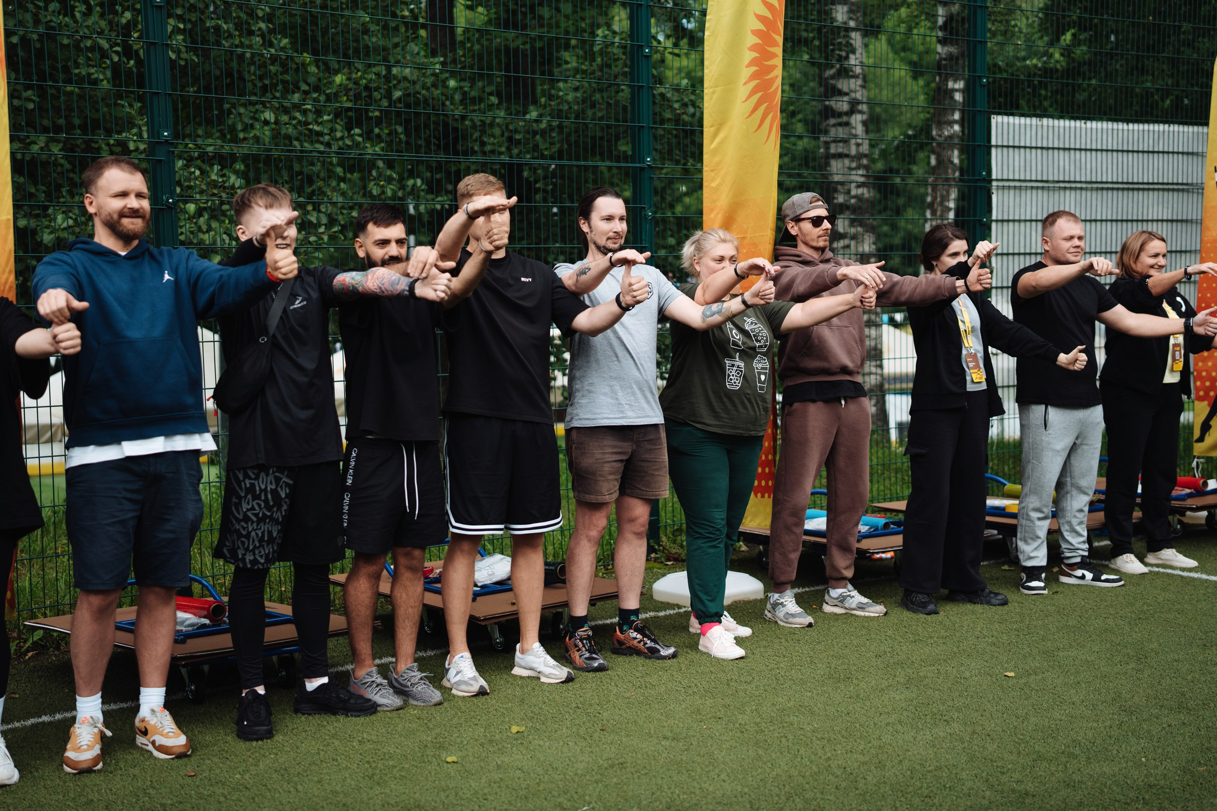 Summer corporate. Рекламный фотограф Москва — рекламная и бренд-съёмка | Polyakov