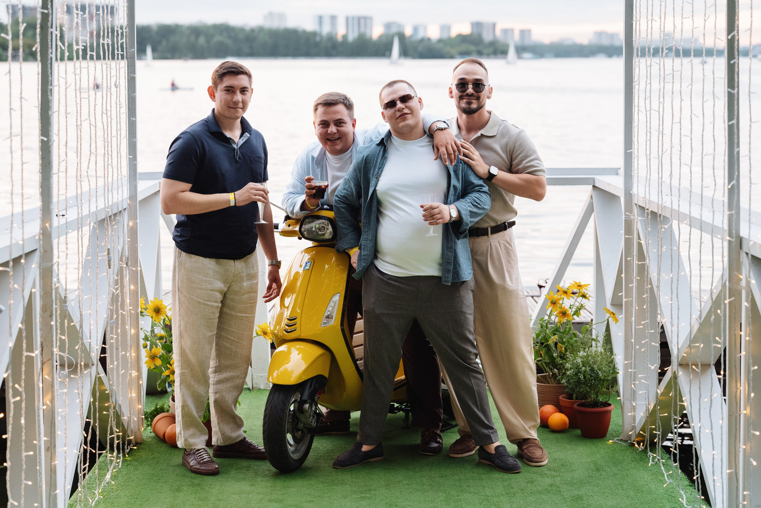 Summer corporate. Рекламный фотограф Москва — рекламная и бренд-съёмка | Polyakov