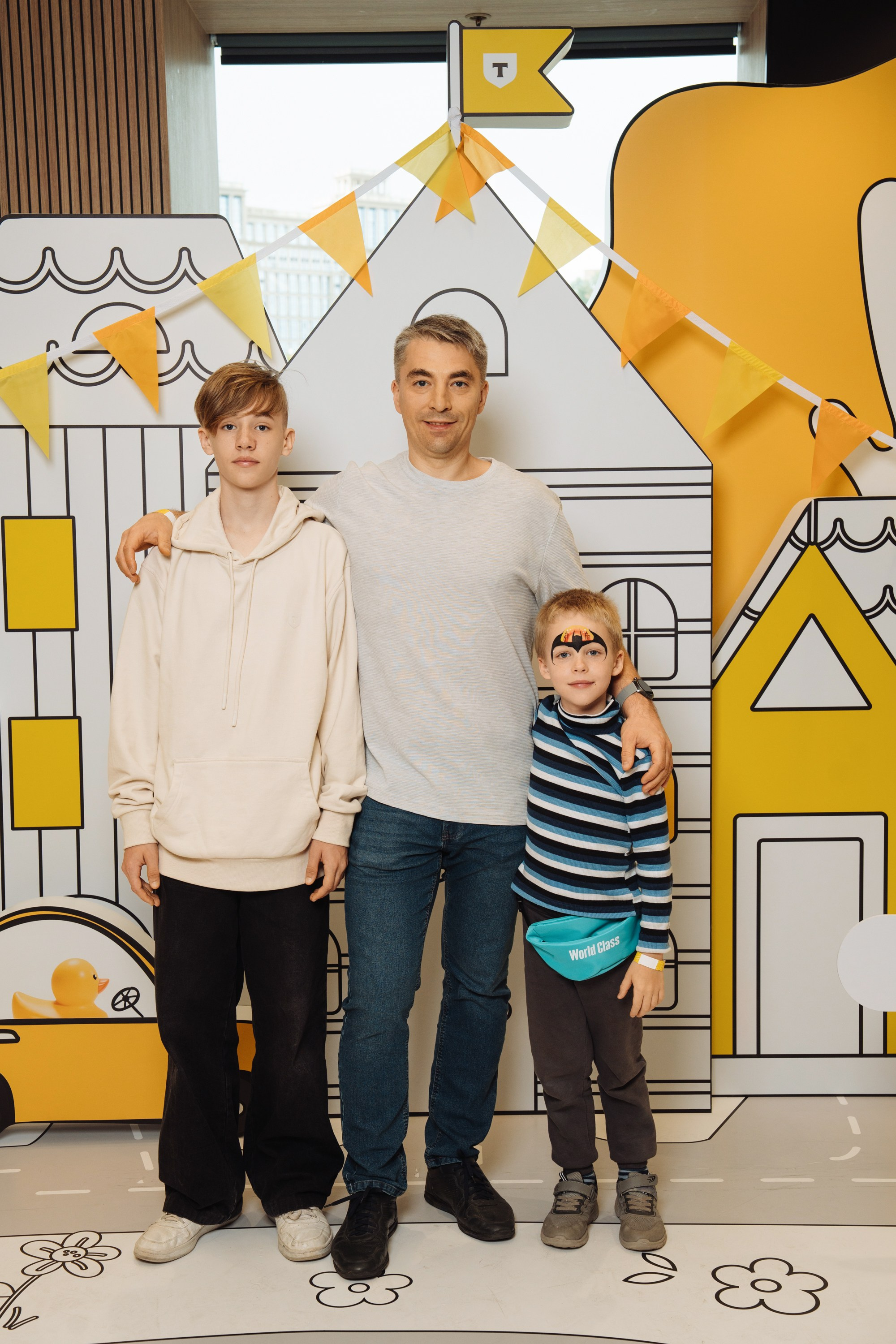 Kids Day 2026. Рекламный фотограф Москва — рекламная и бренд-съёмка | Polyakov