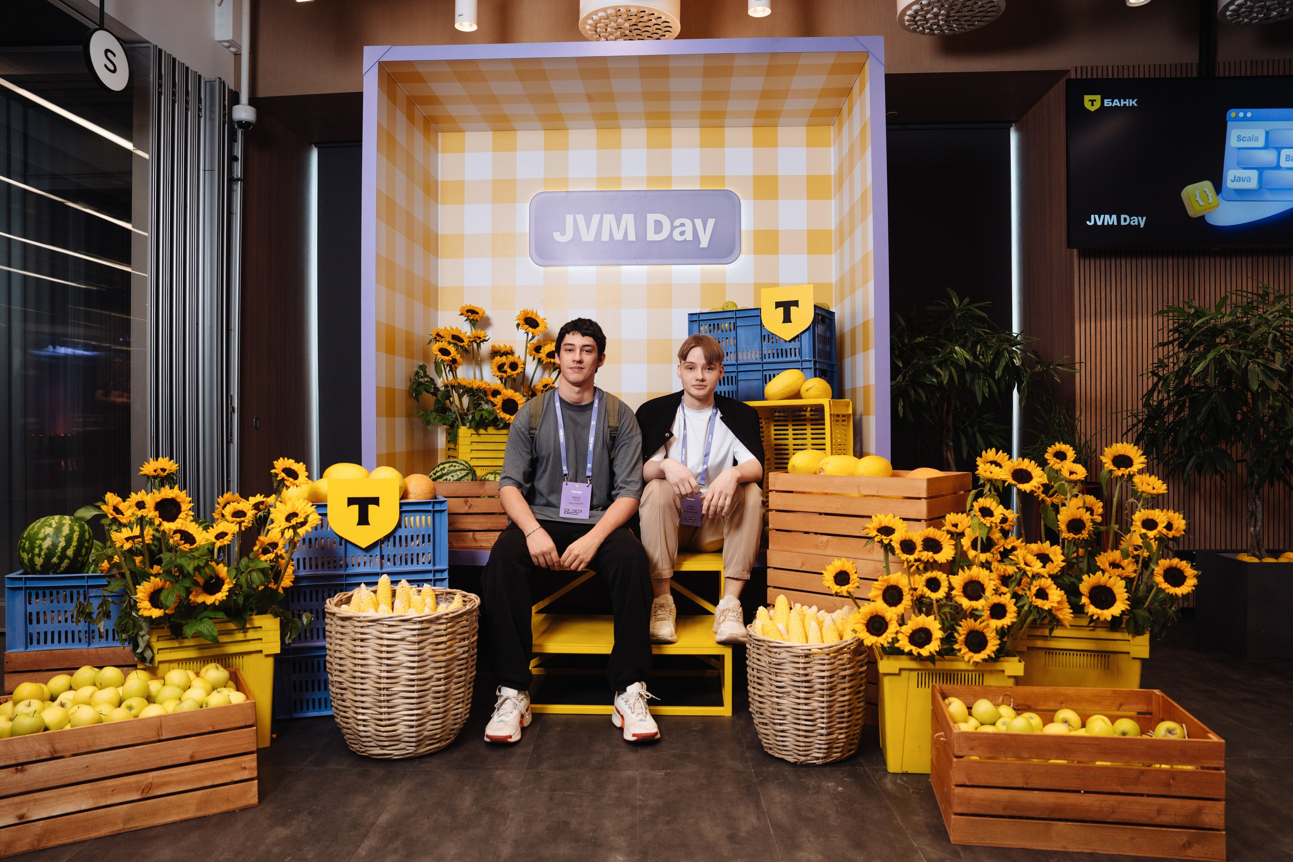 JVM Day 2025. Рекламный фотограф Москва — рекламная и бренд-съёмка | Polyakov