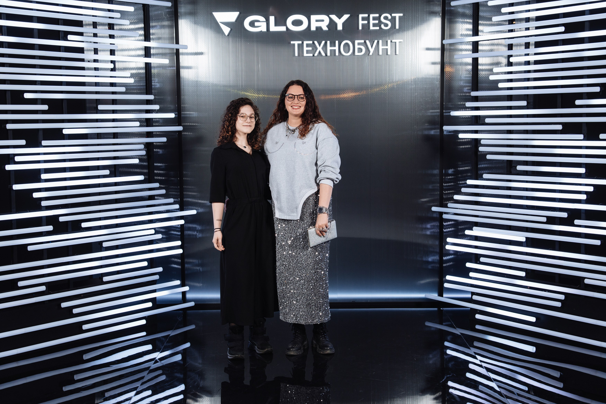 Glory 2025. Рекламный фотограф Москва — рекламная и бренд-съёмка | Polyakov