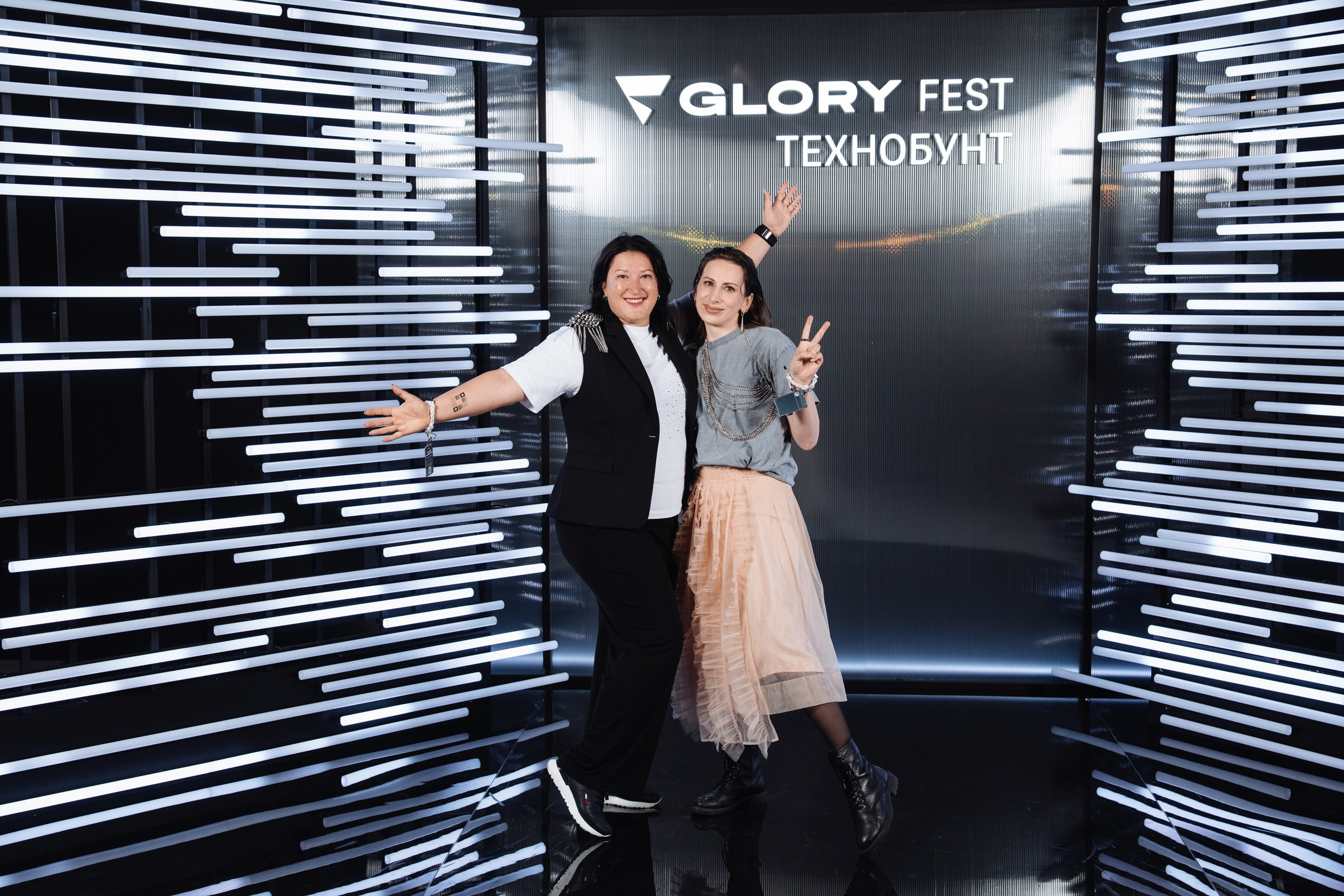 Glory 2025. Рекламный фотограф Москва — рекламная и бренд-съёмка | Polyakov