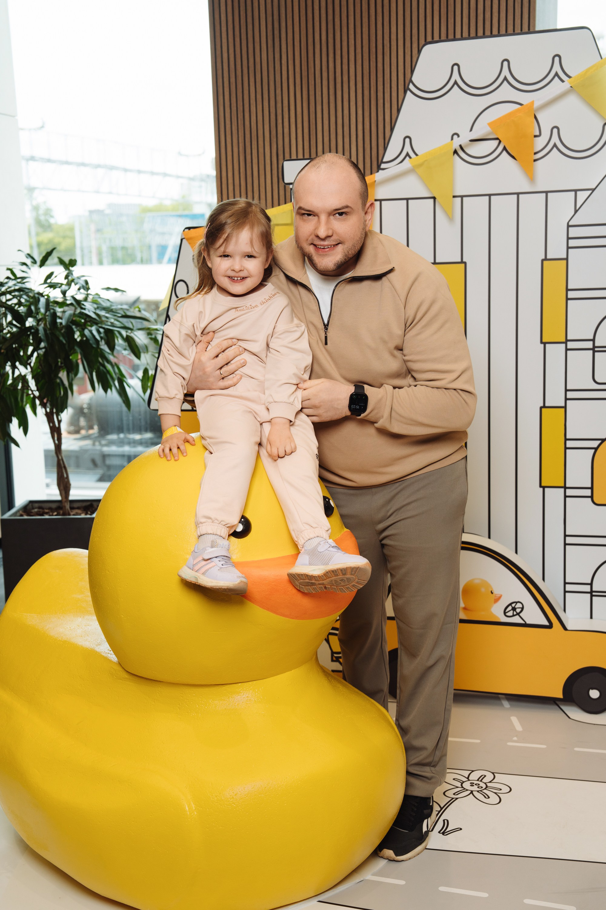 Kids Day 2026. Рекламный фотограф Москва — рекламная и бренд-съёмка | Polyakov