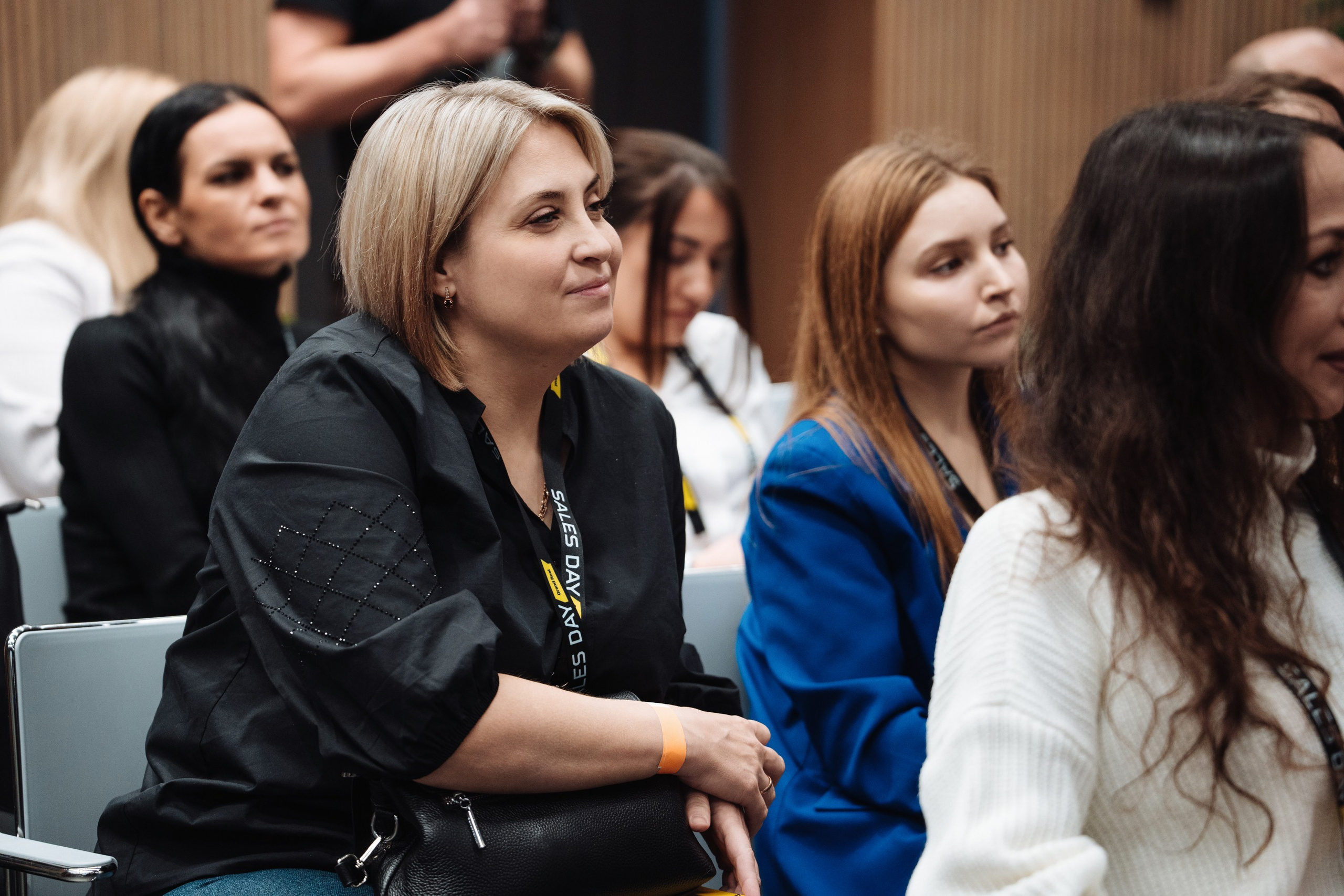 Sales day grand final. Рекламный фотограф Москва — рекламная и бренд-съёмка | Polyakov