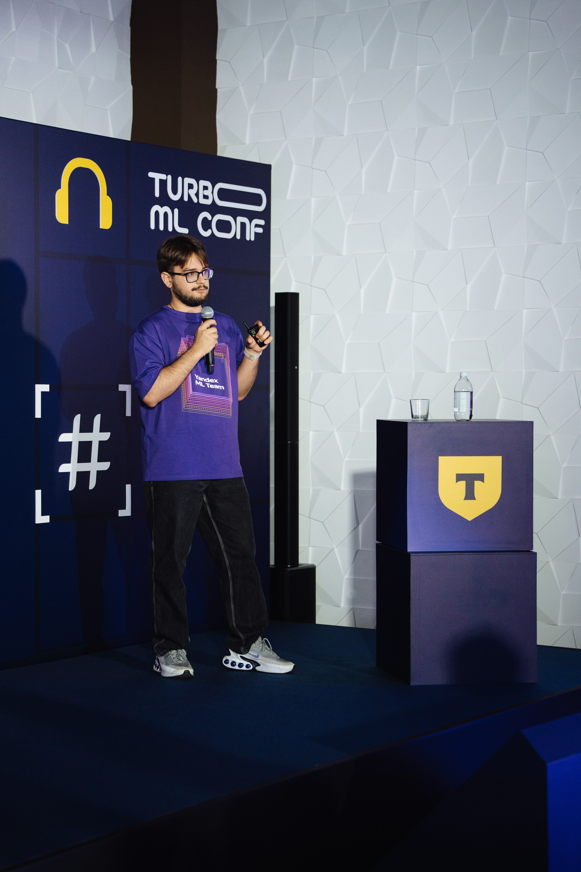 Turbo ML conf 2025. Рекламный фотограф Москва — рекламная и бренд-съёмка | Polyakov