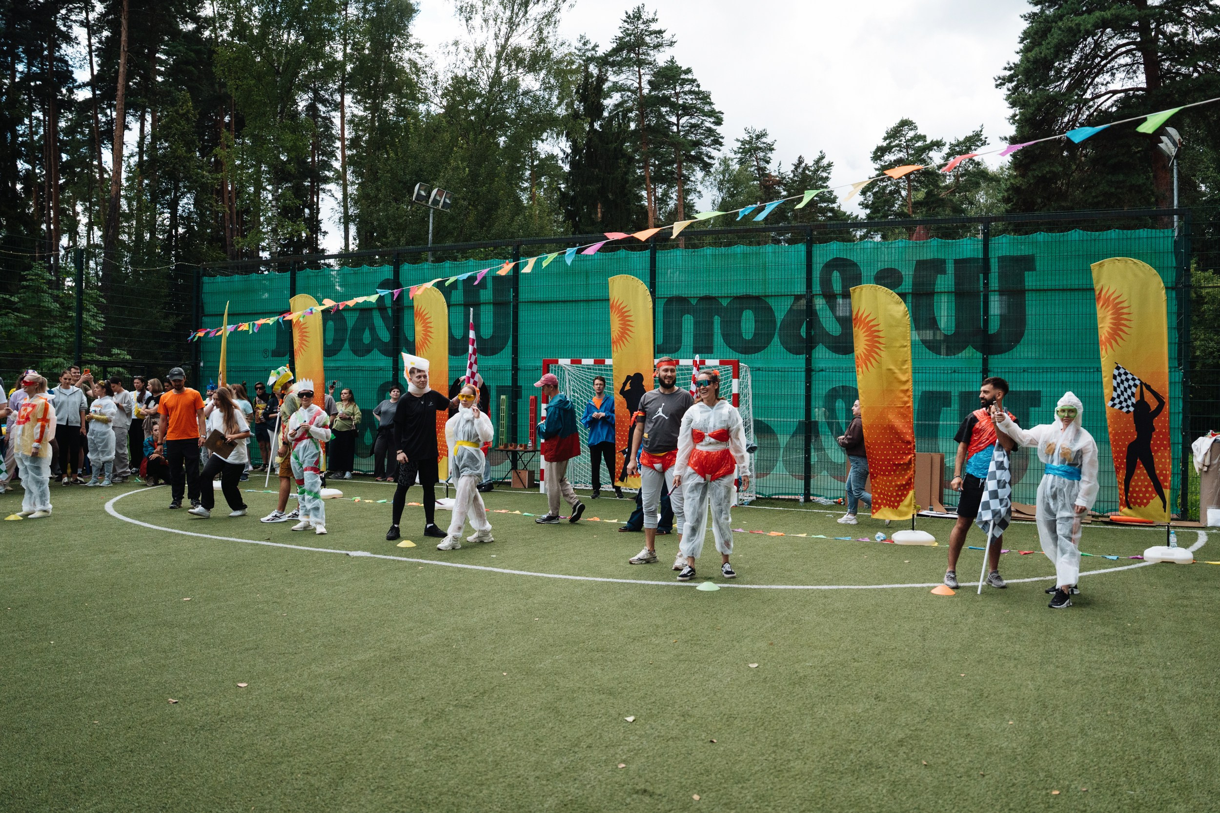 Summer corporate. Рекламный фотограф Москва — рекламная и бренд-съёмка | Polyakov