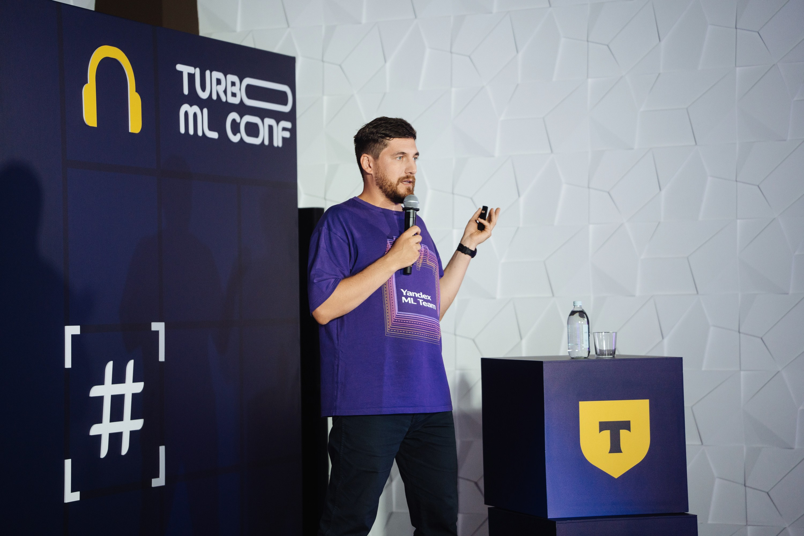 Turbo ML conf 2025. Рекламный фотограф Москва — рекламная и бренд-съёмка | Polyakov