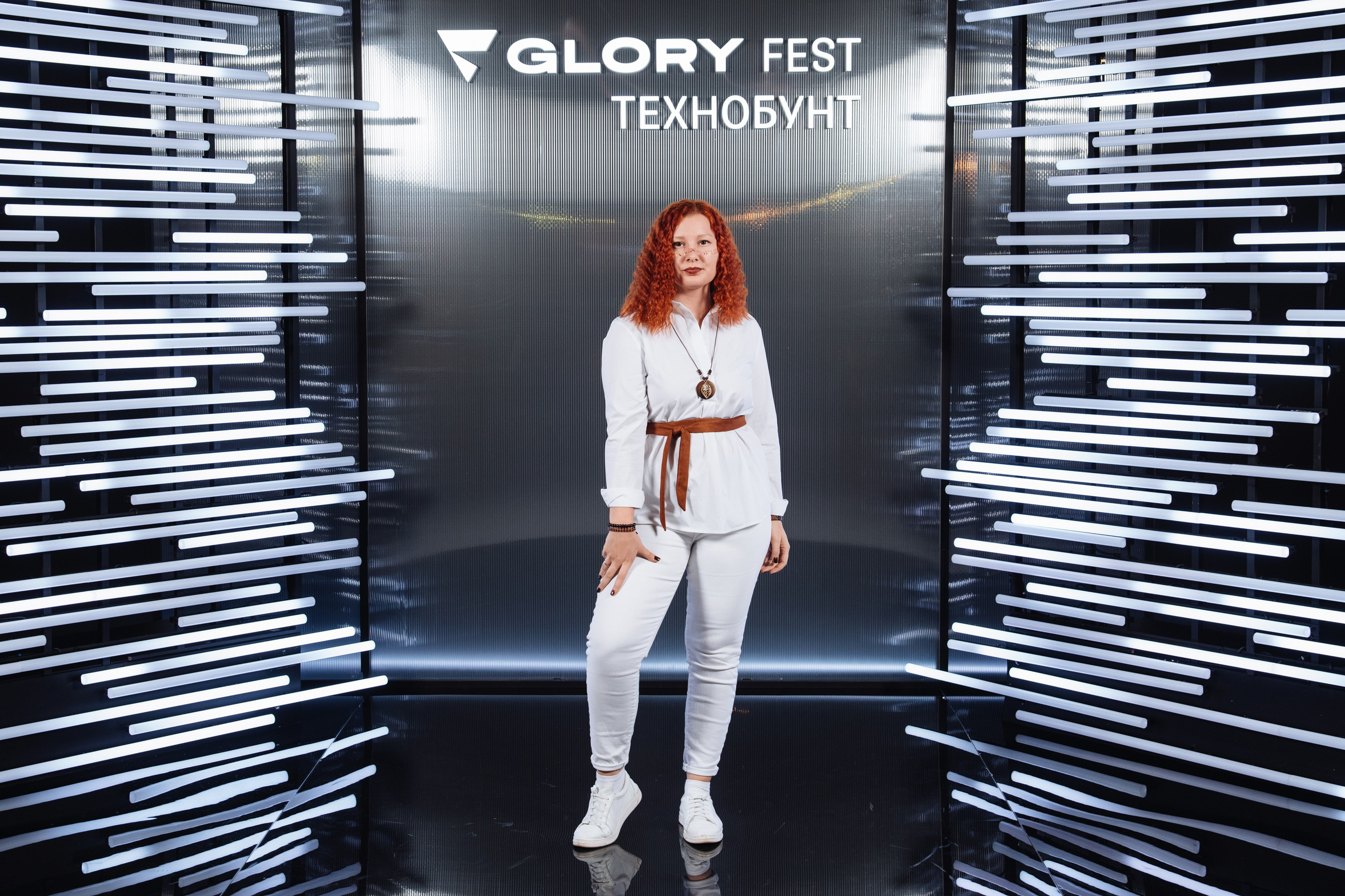 Glory 2025. Рекламный фотограф Москва — рекламная и бренд-съёмка | Polyakov