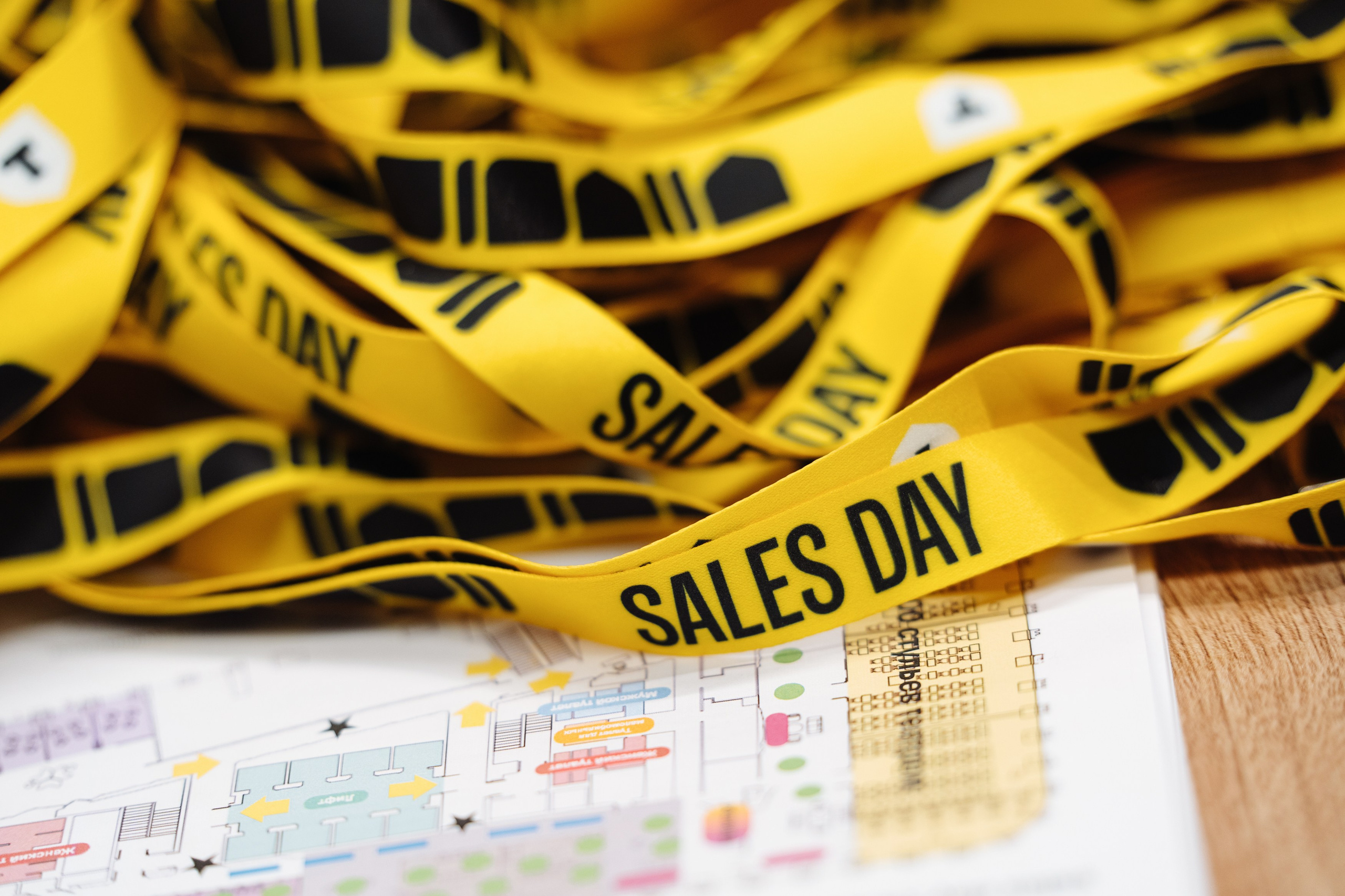 Sales Day 2026. Рекламный фотограф Москва — рекламная и бренд-съёмка | Polyakov