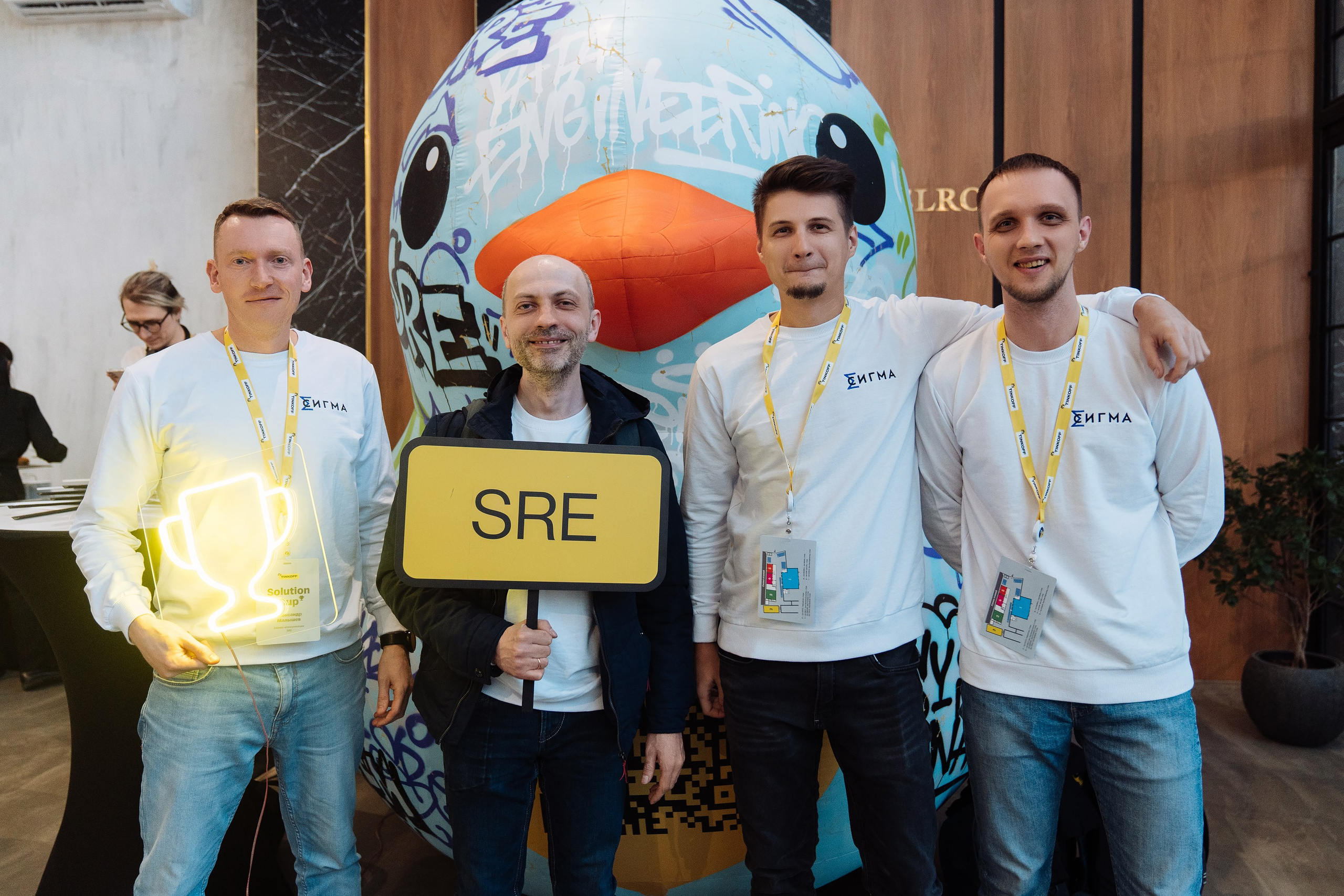 Tinkoff Solution Club. Рекламный фотограф Москва — рекламная и бренд-съёмка | Polyakov