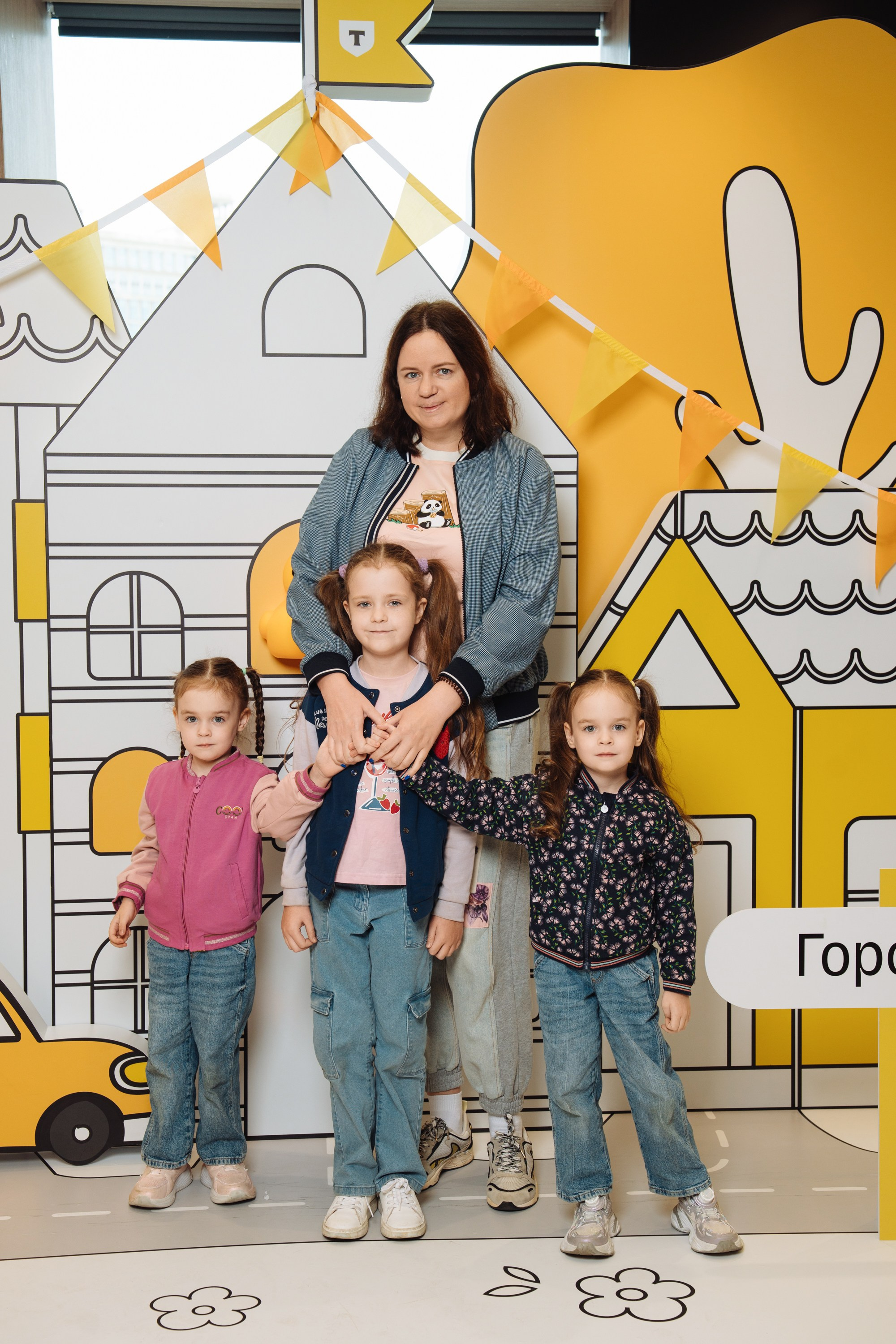 Kids Day 2026. Рекламный фотограф Москва — рекламная и бренд-съёмка | Polyakov