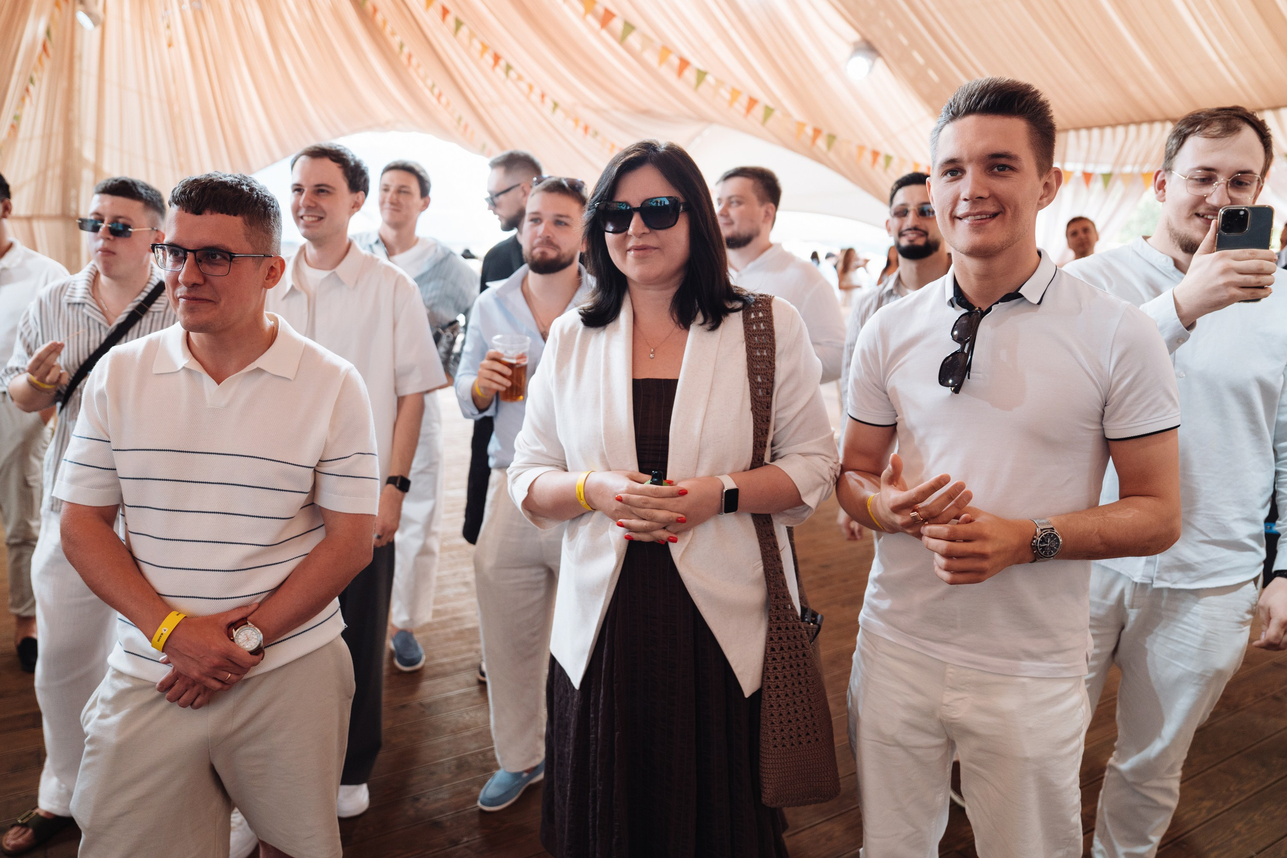 Summer corporate. Рекламный фотограф Москва — рекламная и бренд-съёмка | Polyakov
