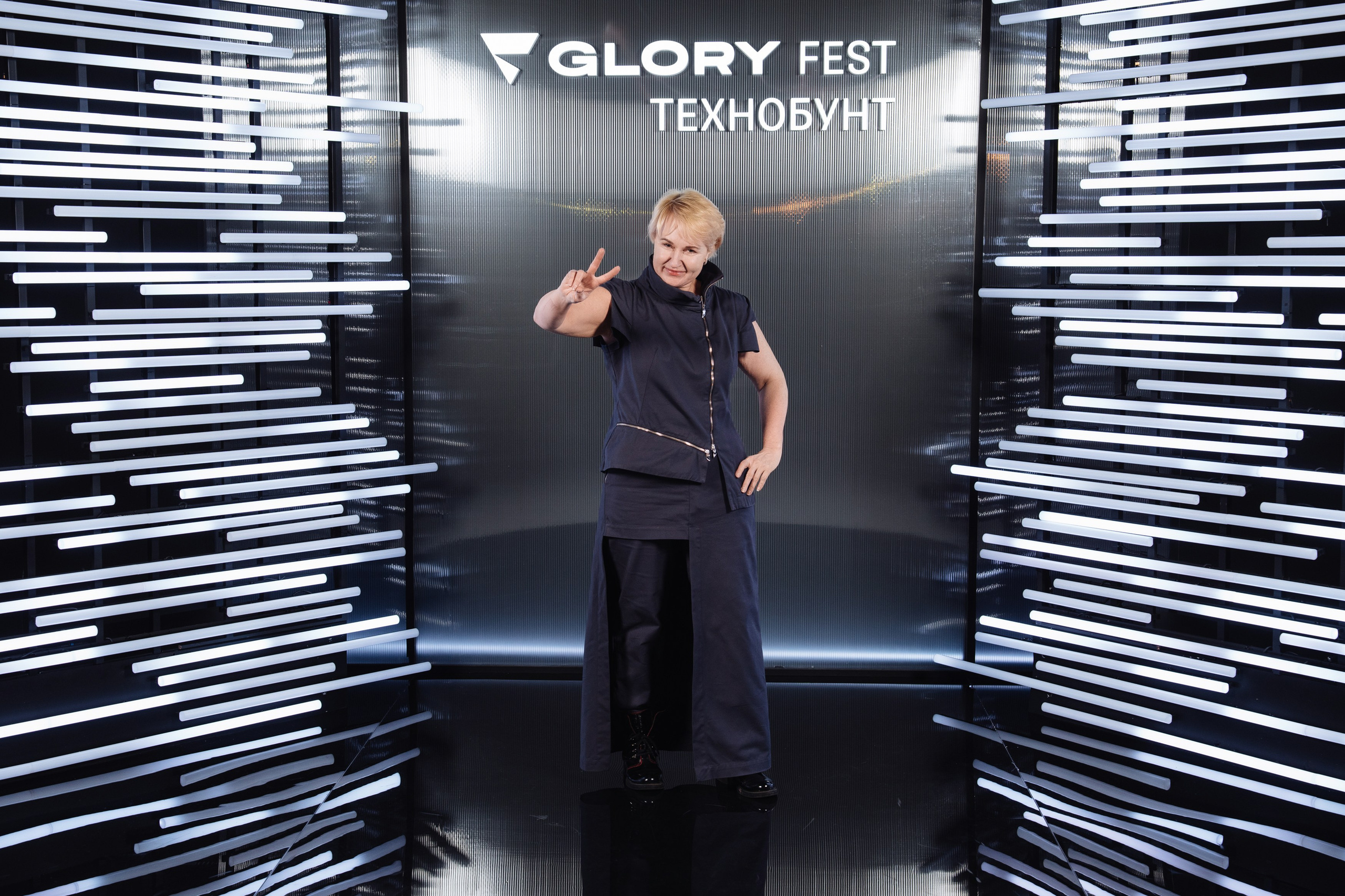 Glory 2025. Рекламный фотограф Москва — рекламная и бренд-съёмка | Polyakov