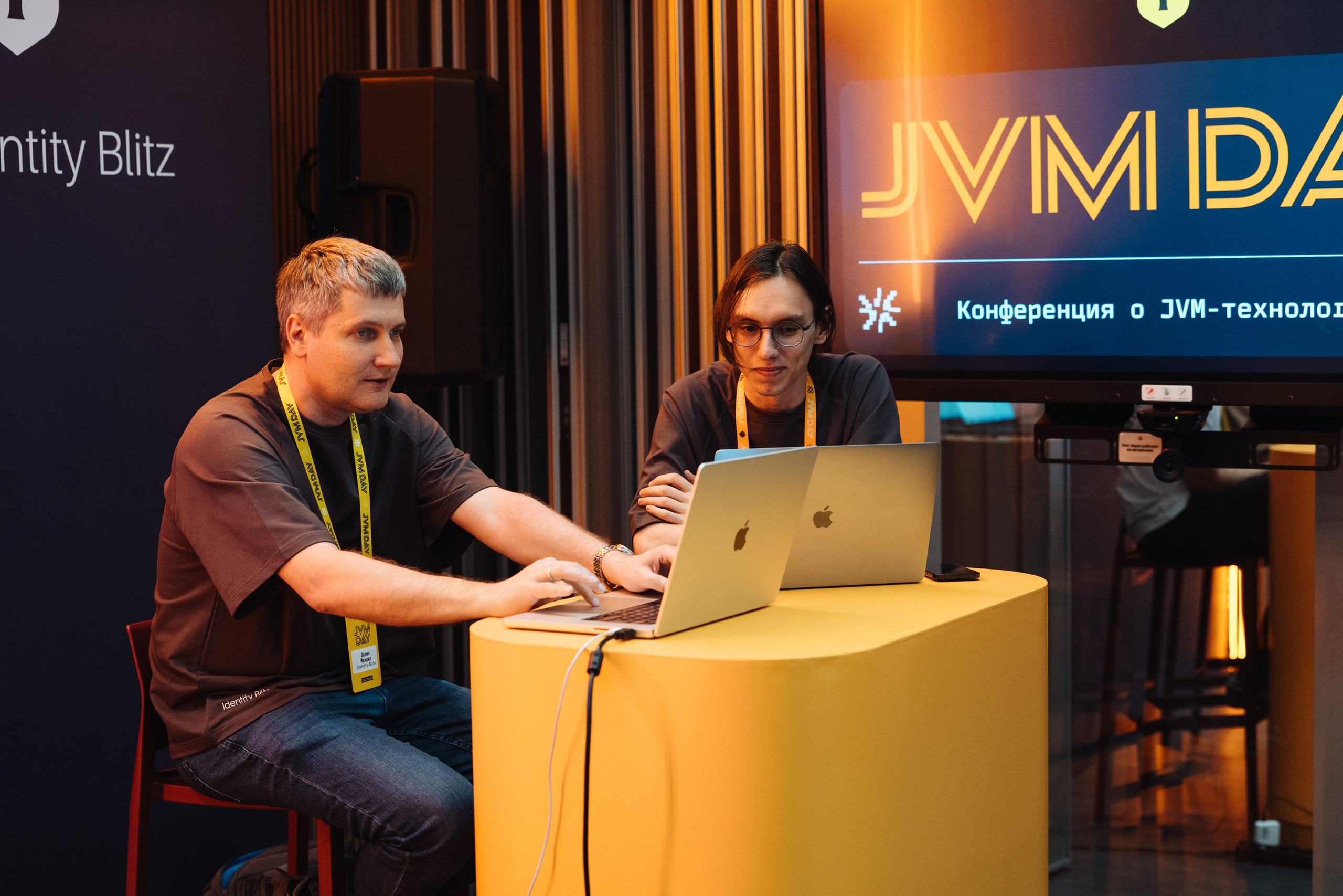 JVM DAY 2026. Рекламный фотограф Москва — рекламная и бренд-съёмка | Polyakov