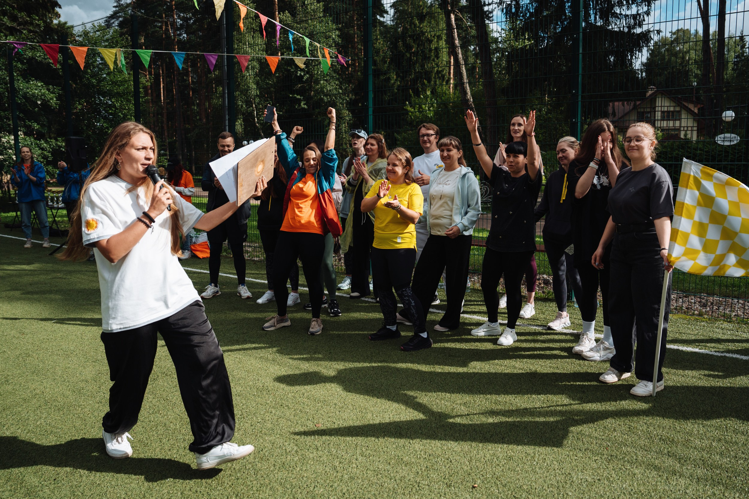 Summer corporate. Рекламный фотограф Москва — рекламная и бренд-съёмка | Polyakov