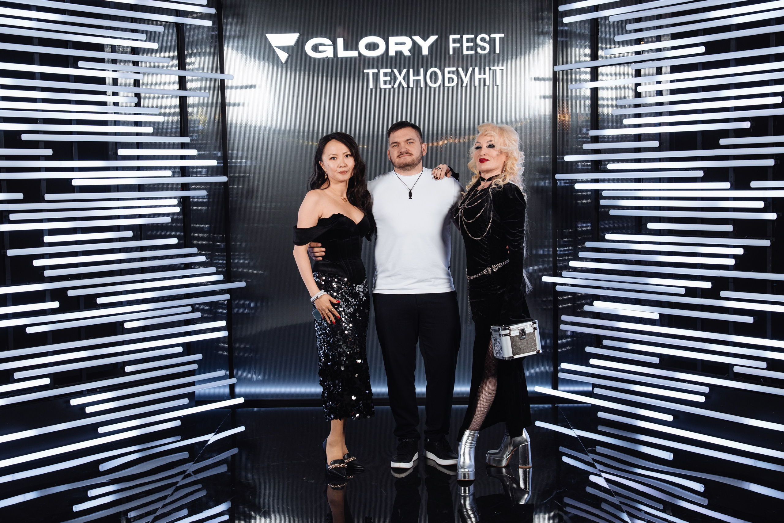Glory 2025. Рекламный фотограф Москва — рекламная и бренд-съёмка | Polyakov