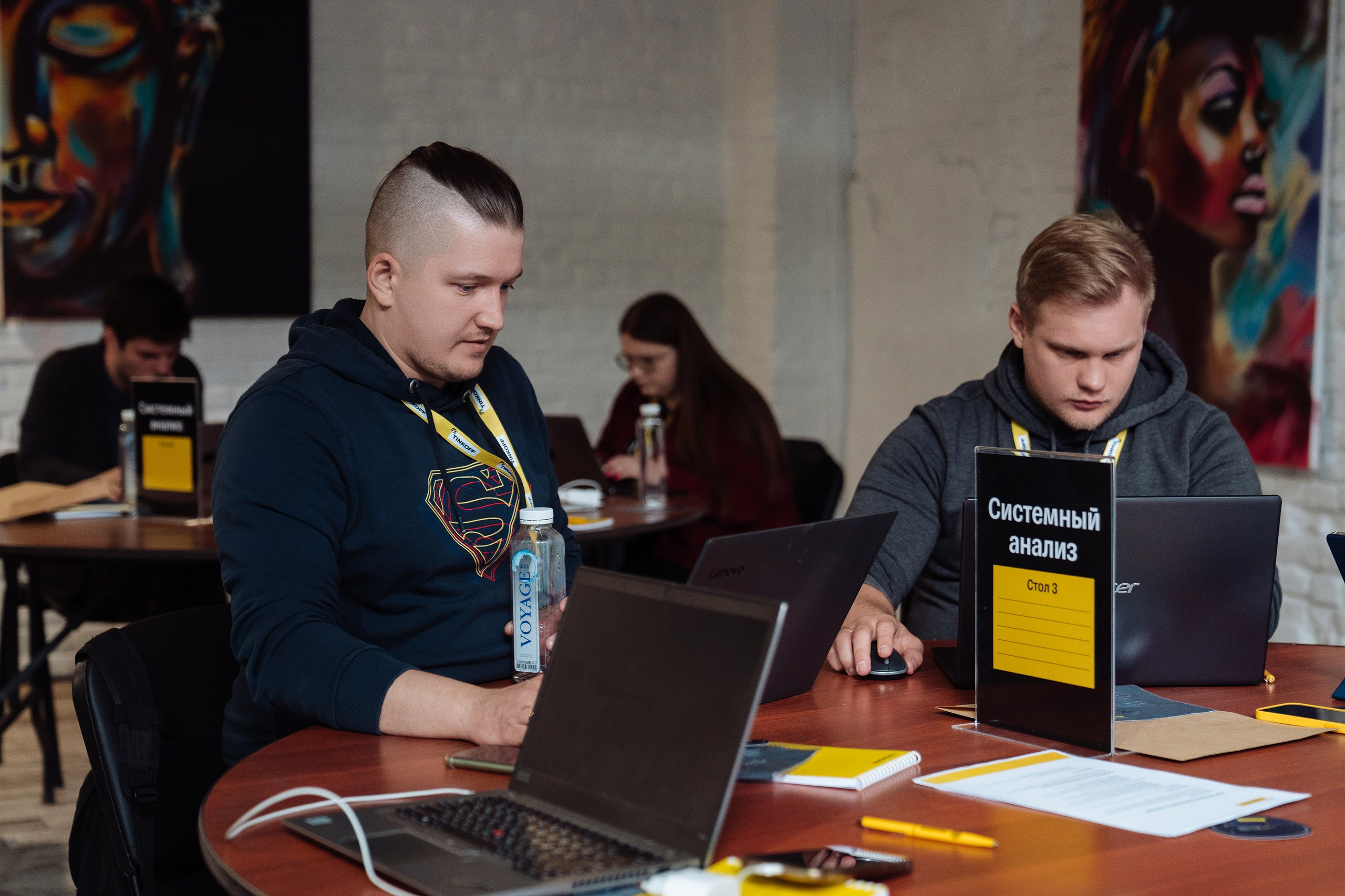 Tinkoff Solution Club. Рекламный фотограф Москва — рекламная и бренд-съёмка | Polyakov