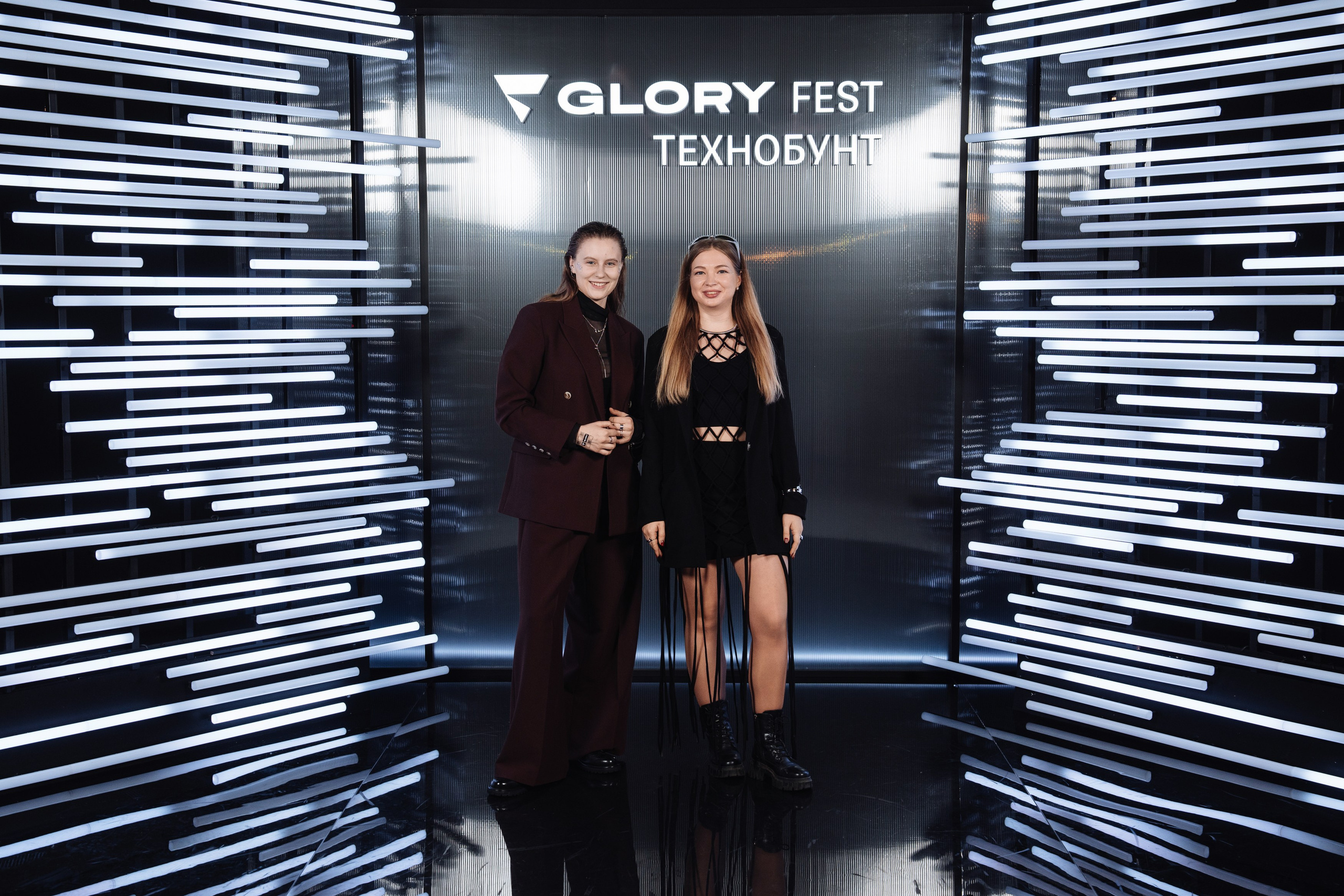 Glory 2025. Рекламный фотограф Москва — рекламная и бренд-съёмка | Polyakov